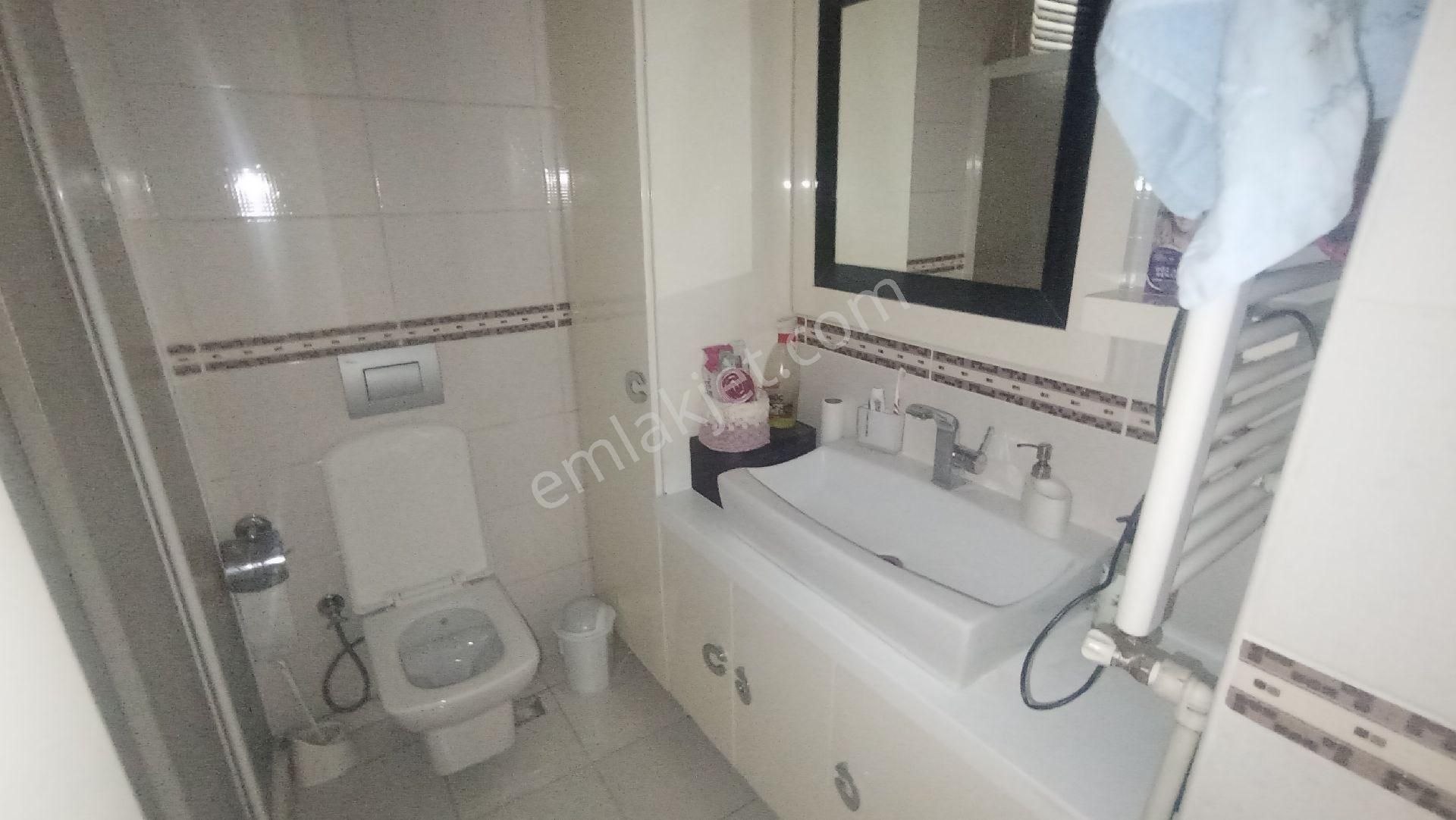 Kolejtepe Mahlesinde Bakımlı Masrafsız Göbek Kat 3+1 Temiz Daire - Görsel 17