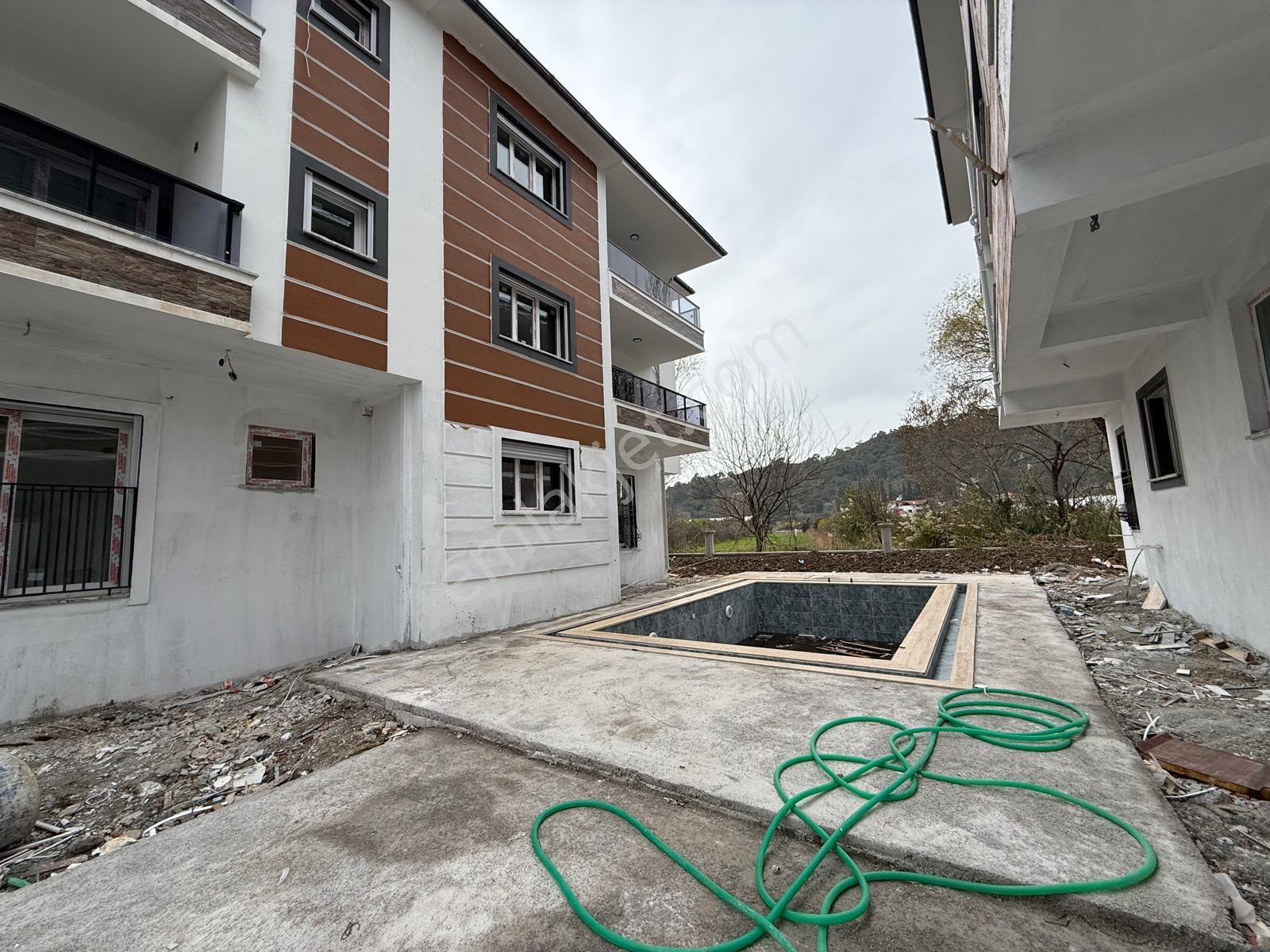 Stop’tan Ortaca Çaylı *havuzlu Sitede Kaliteli Yapı* 1+1 Satılık Daire - Görsel 31