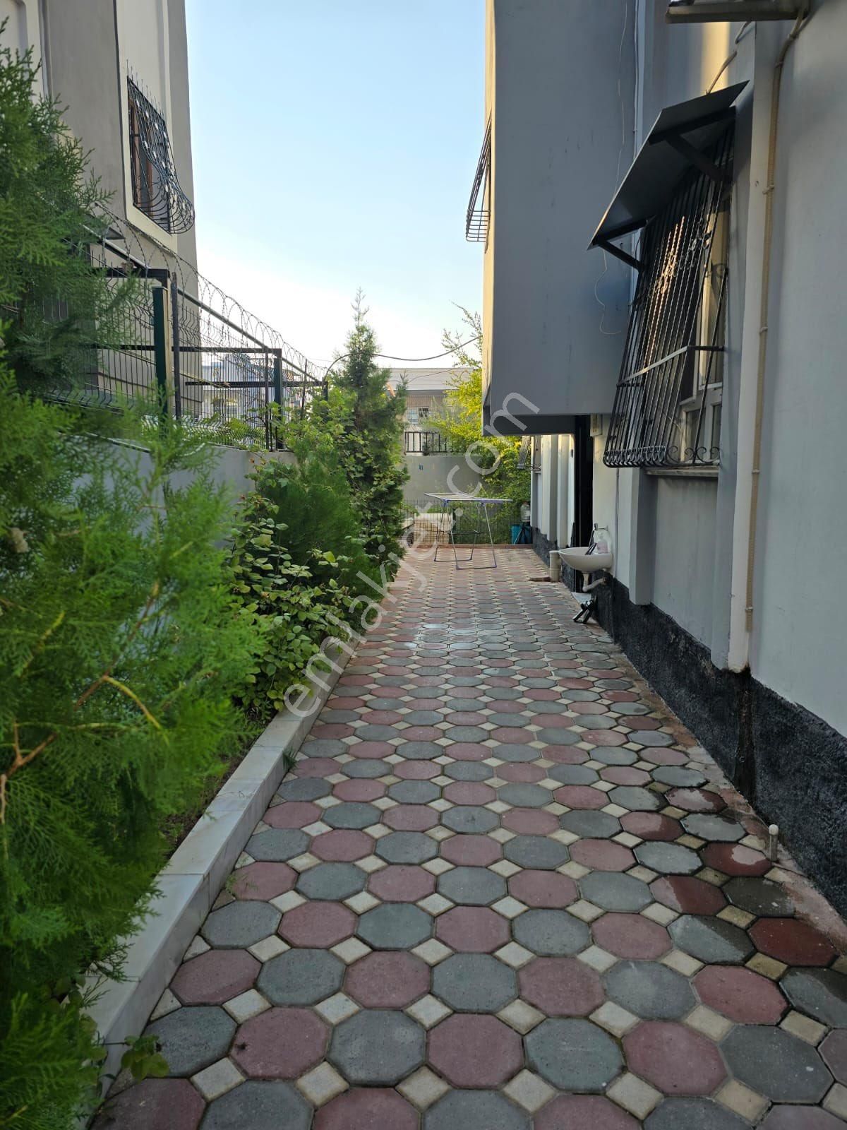 Seyhan Akkapıda Satılık İmarlı İskanlı Müstakil 330m - Görsel 2