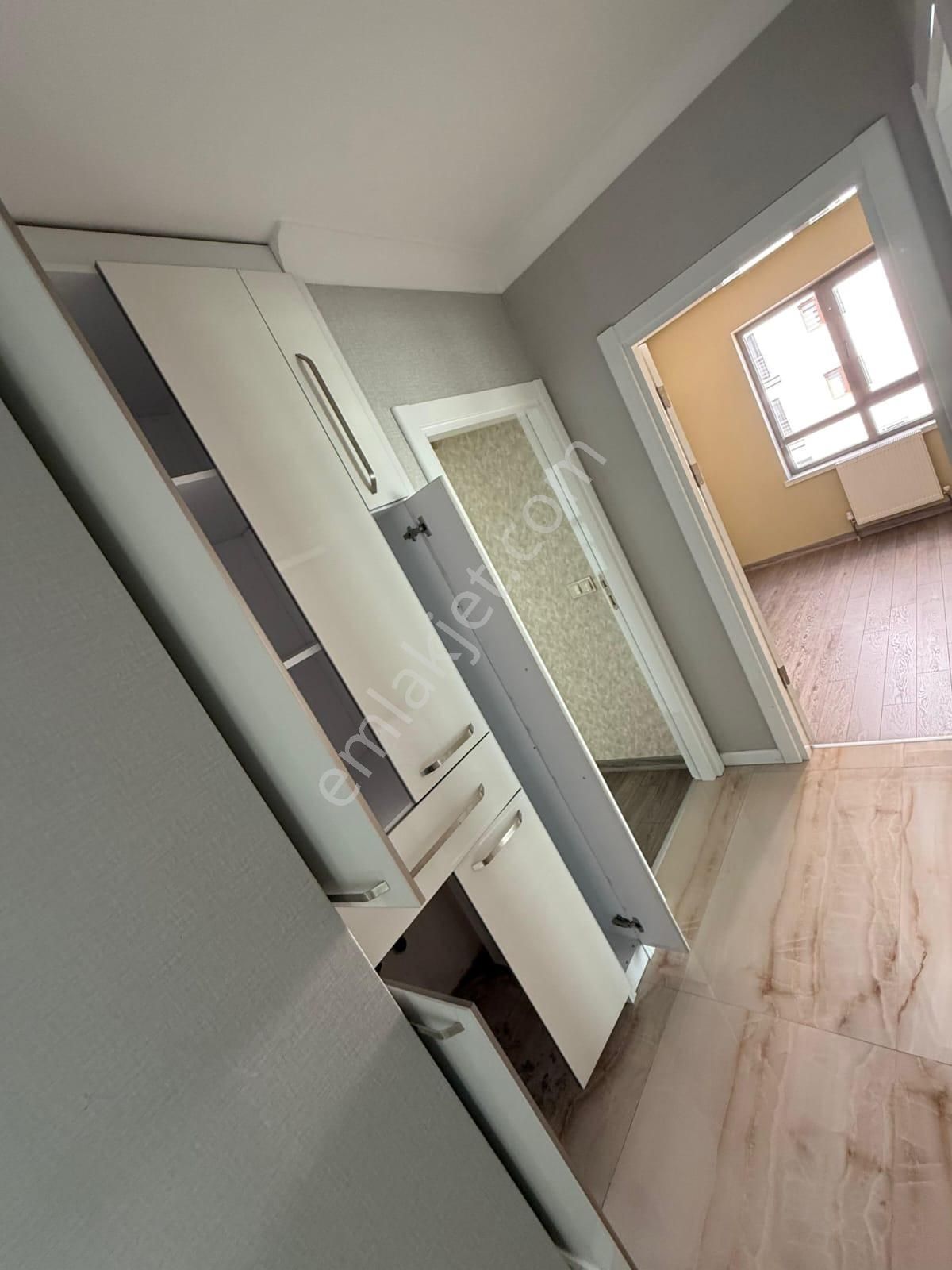 Kalecik Emlak'tan Teras Balkon E.banyolu Asansörlü 4+1 8.kat 150m² - Görsel 13