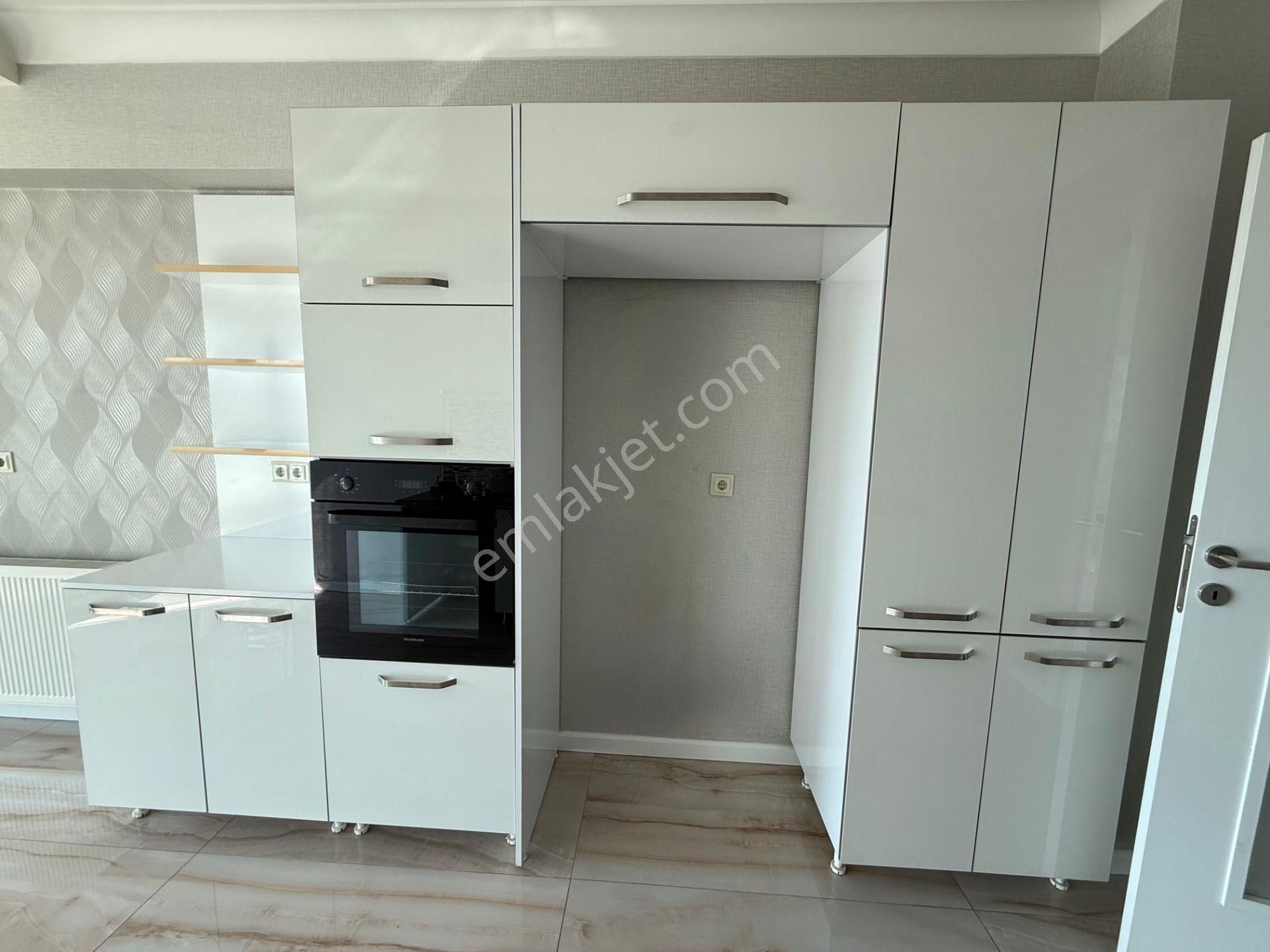 Kalecik Emlak'tan Teras Balkon E.banyolu Asansörlü 4+1 8.kat 150m² - Görsel 6