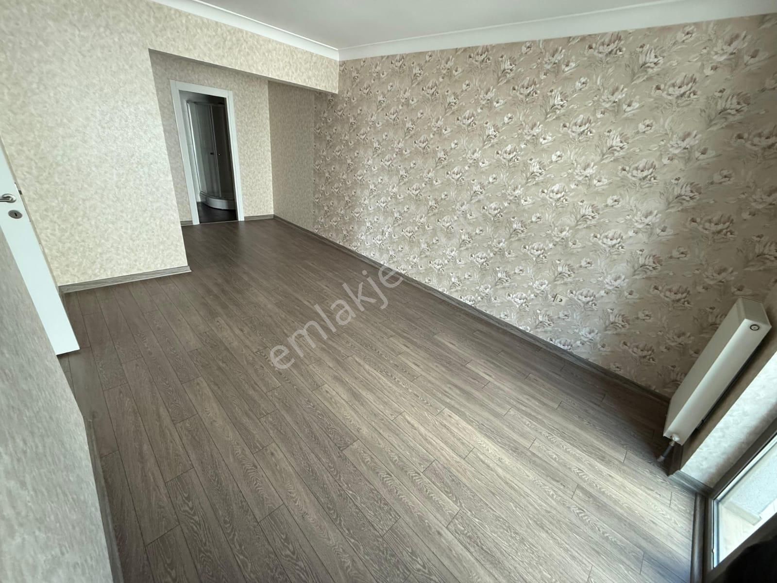 Kalecik Emlak'tan Teras Balkon E.banyolu Asansörlü 4+1 8.kat 150m² - Görsel 8