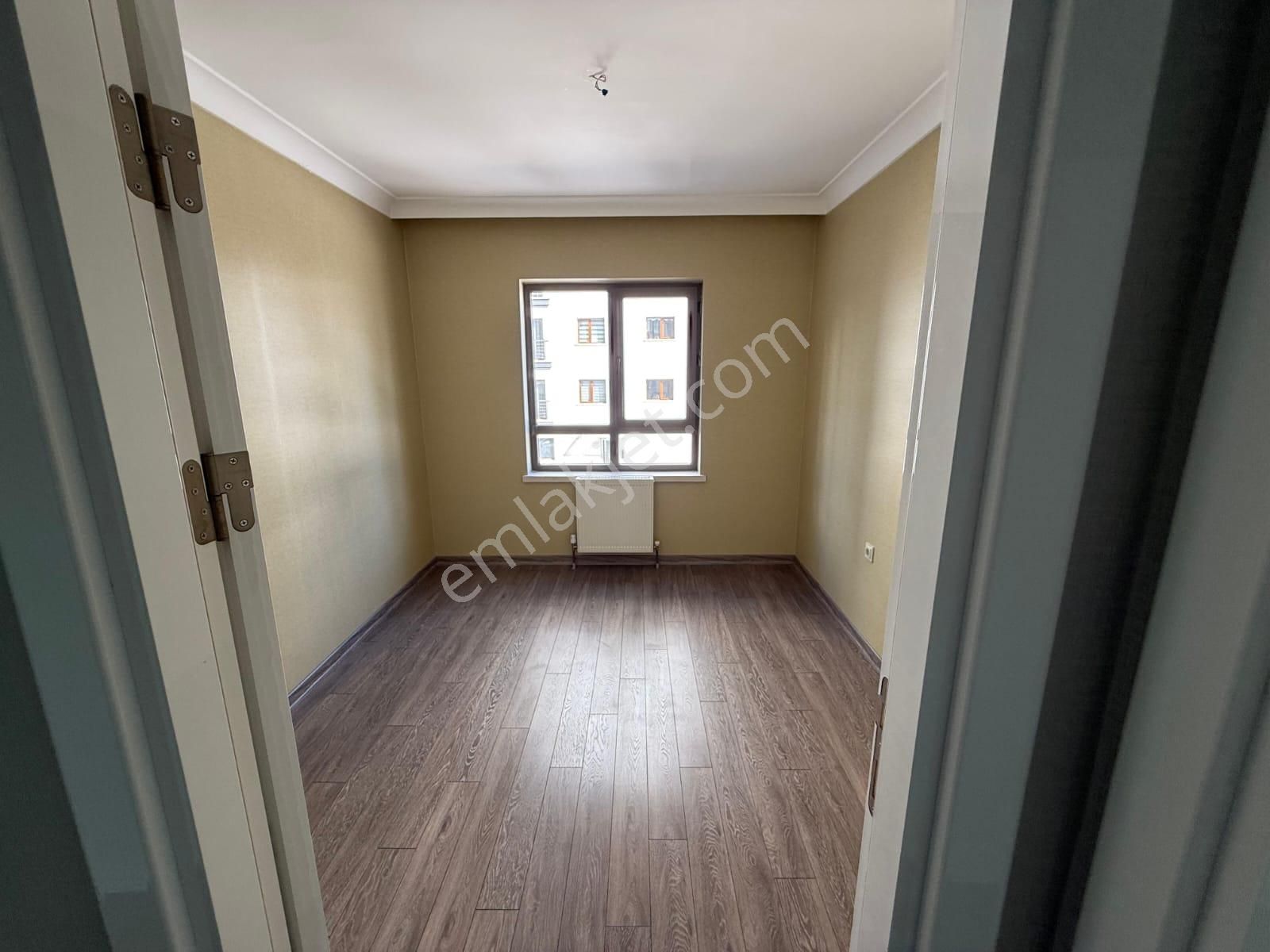 Kalecik Emlak'tan Teras Balkon E.banyolu Asansörlü 4+1 8.kat 150m² - Görsel 10