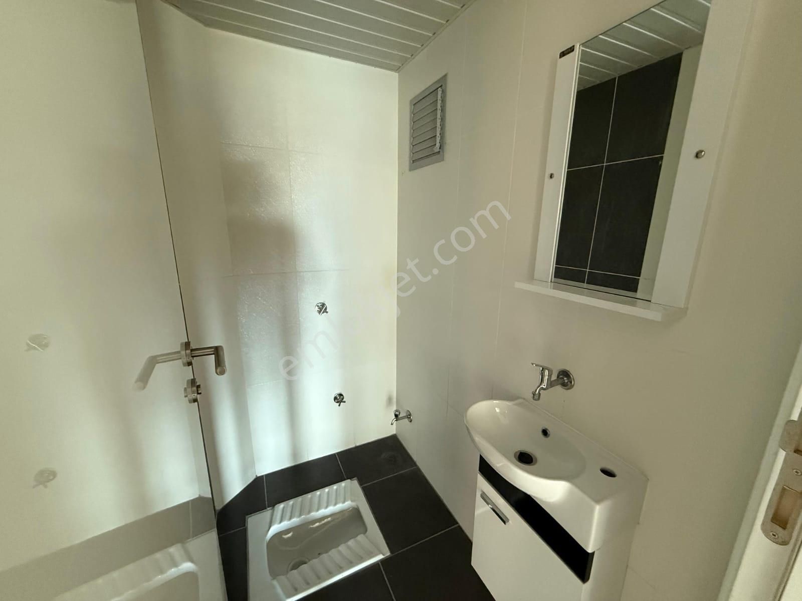 Kalecik Emlak'tan Teras Balkon E.banyolu Asansörlü 4+1 8.kat 150m² - Görsel 15