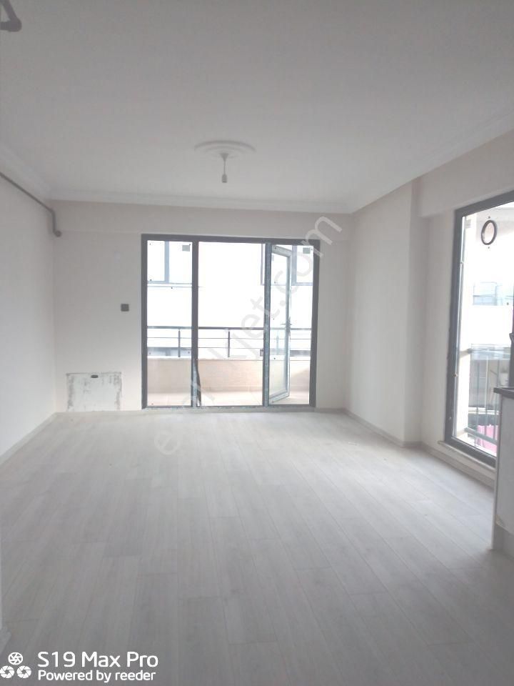 Yalova Çınarcık Teşvikiye Plajlar Mevkiinde Dubleks 2+1 Kapalı Teraslı Ve Balkonlu Yeni B