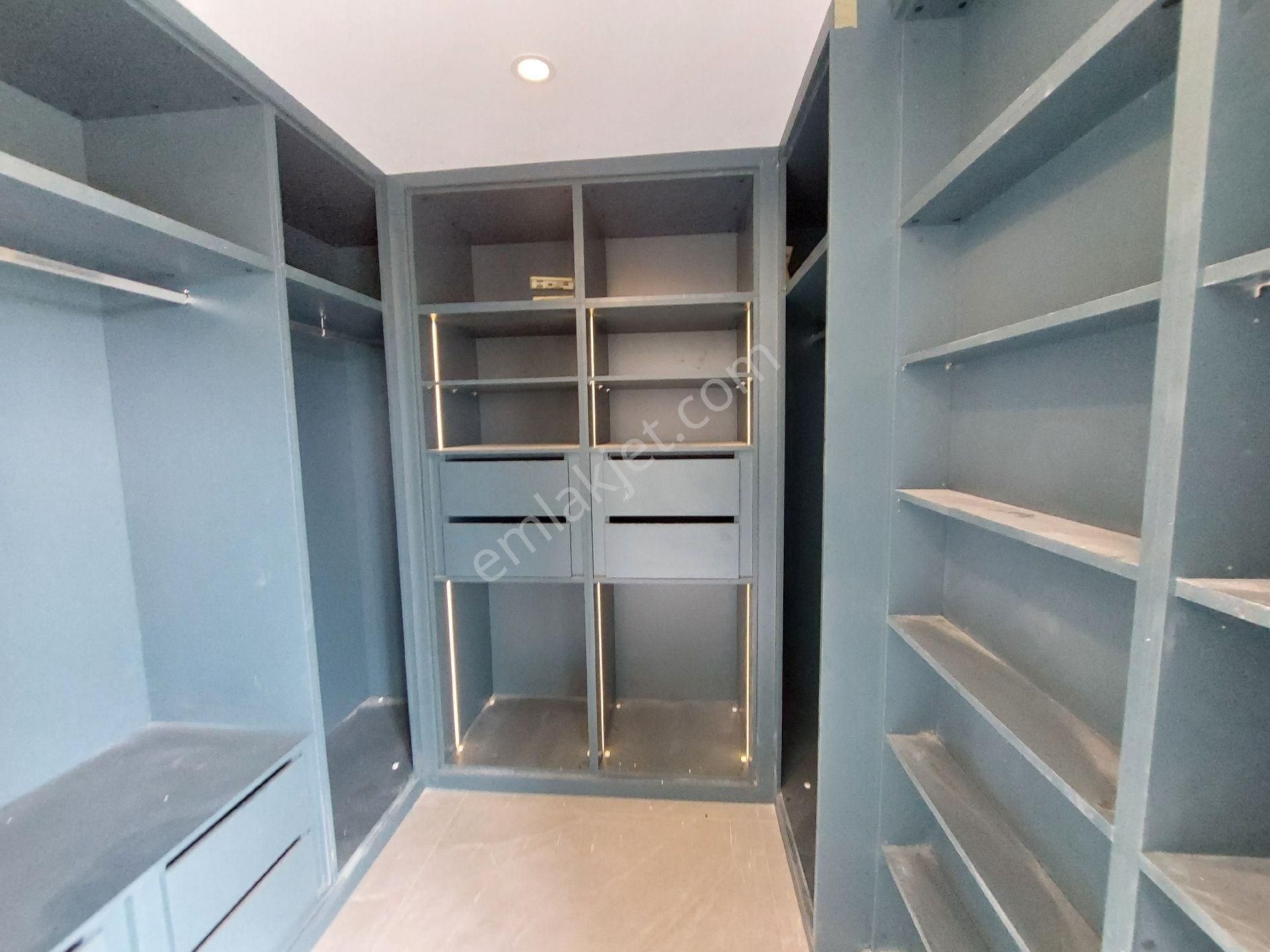 Kuşadasında Özel Havuzlu 4+1 Tek Müstakil Sıfır Villa - Görsel 34