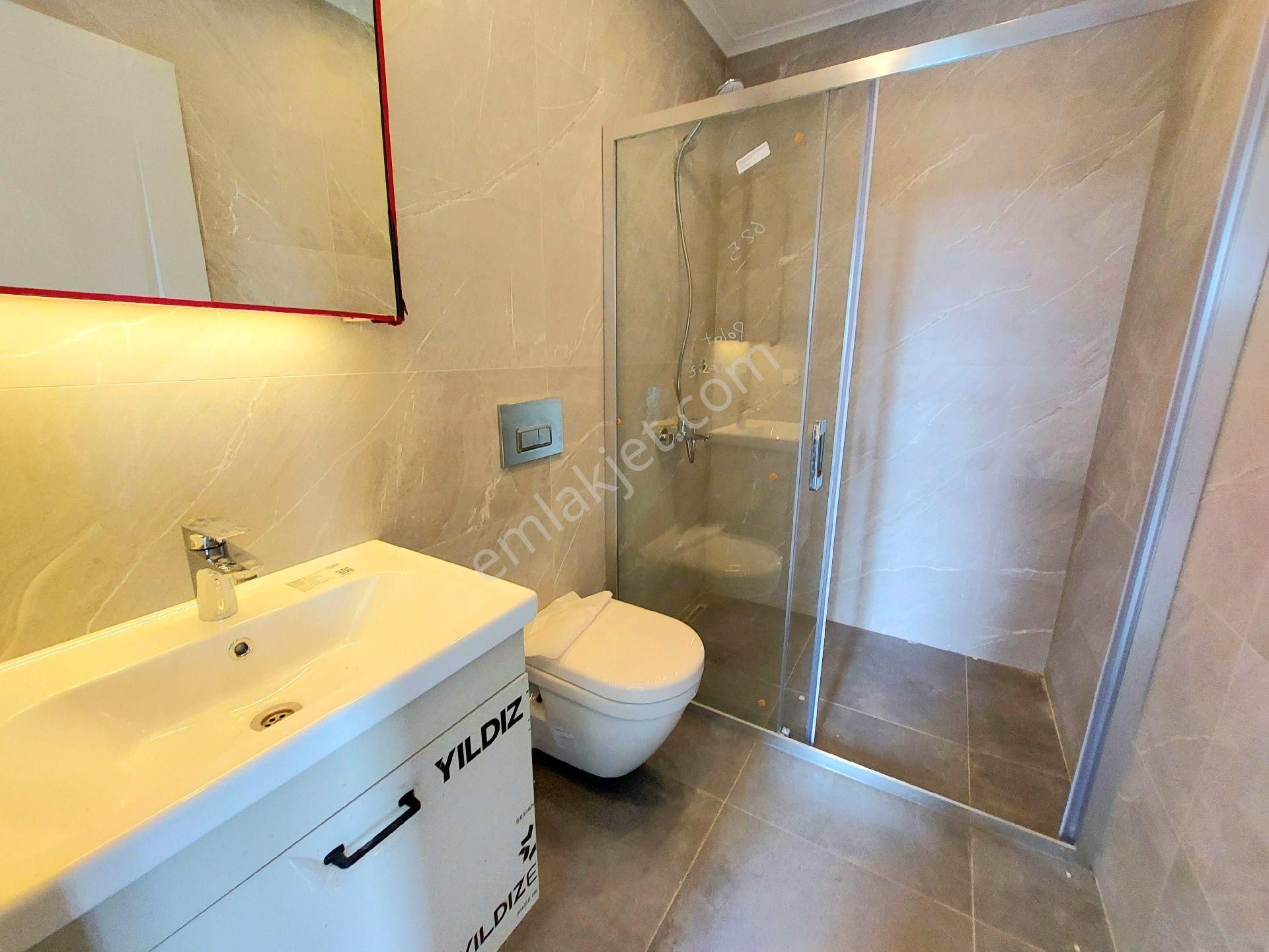 Kuşadasında Özel Havuzlu 4+1 Tek Müstakil Sıfır Villa - Görsel 15