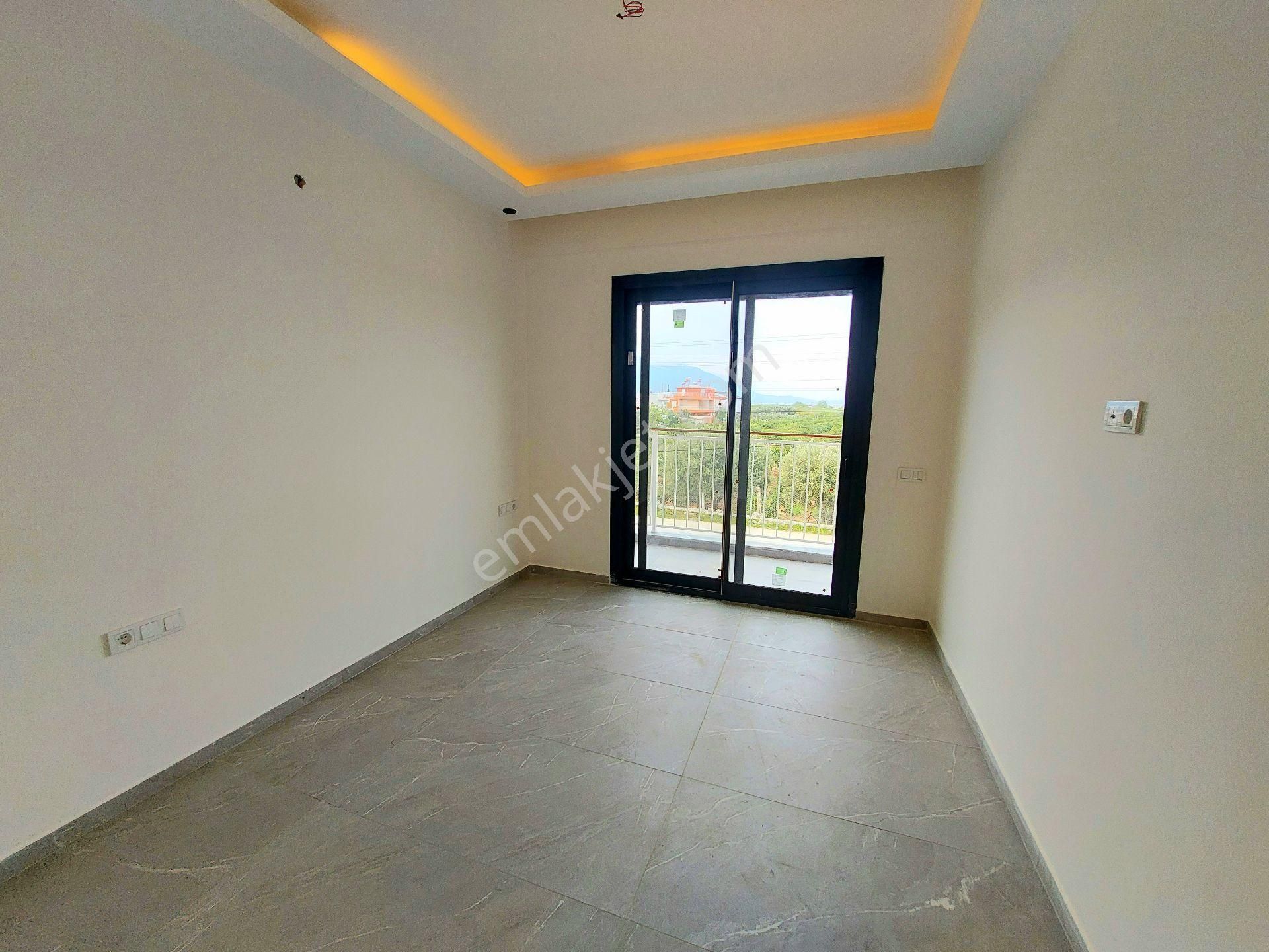 Kuşadasında Özel Havuzlu 4+1 Tek Müstakil Sıfır Villa - Görsel 21