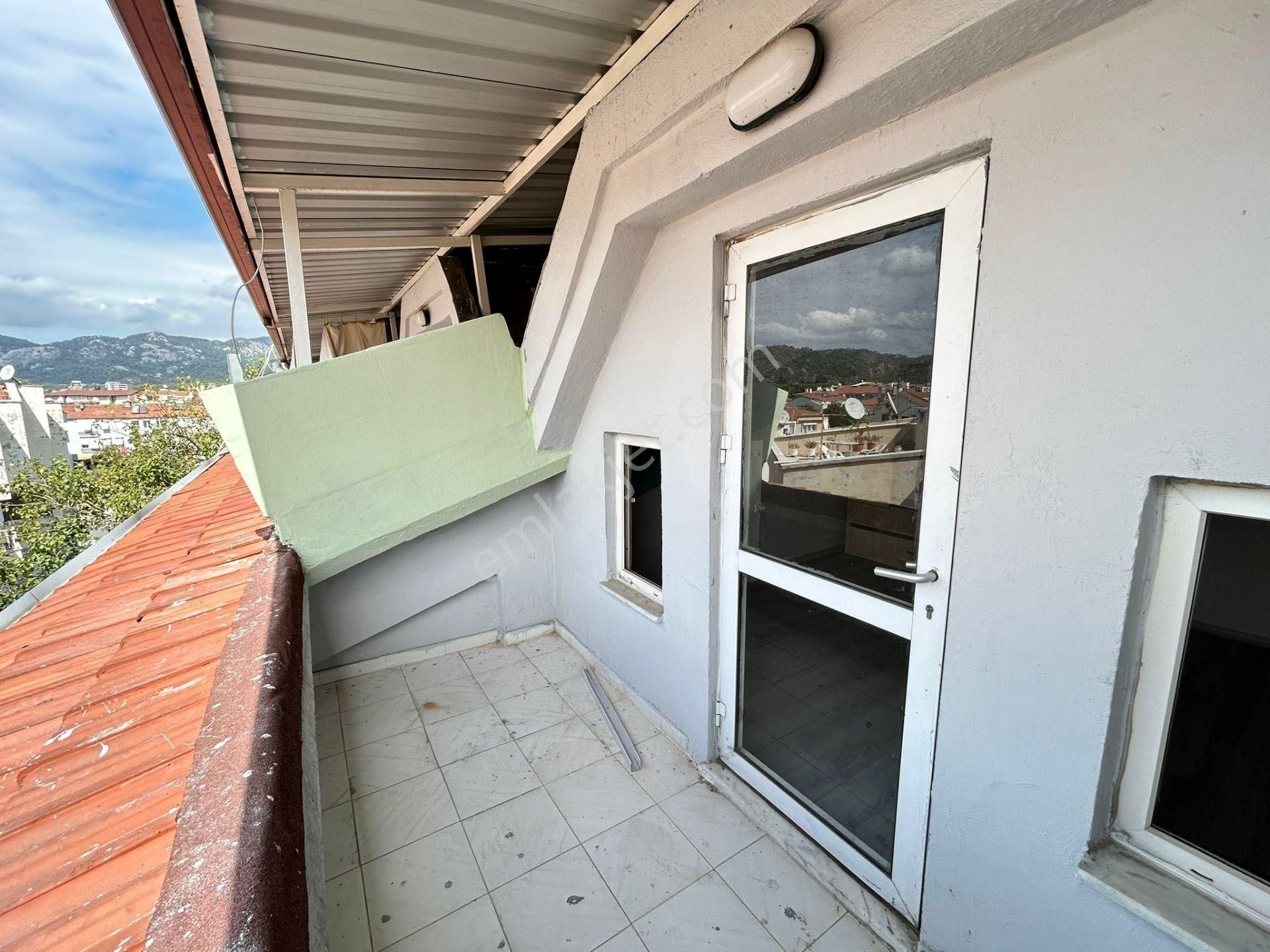 Marmaris Sevgi Yolunda 2+1 Tadilatlı Kiralık Daire - Görsel 25