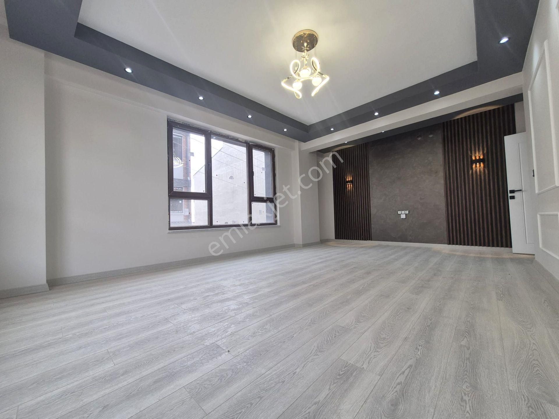 Recep Ümit'ten Esentepe Mahallesi Cadde Üstü Eğitimciler Caddsi Daire Nü2 - Görsel 6