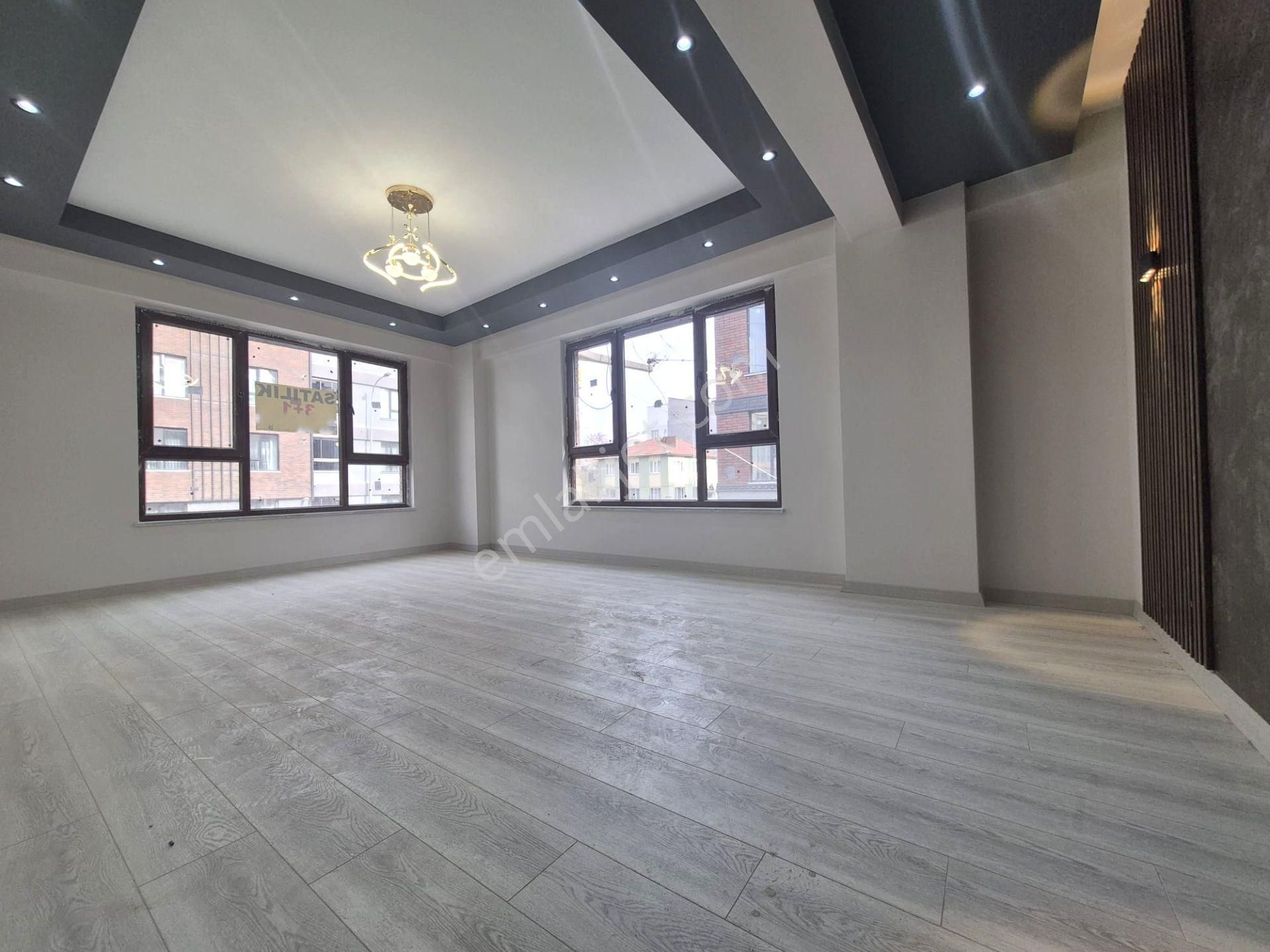 Recep Ümit'ten Esentepe Mahallesi Cadde Üstü Eğitimciler Caddsi Daire Nü2 - Görsel 5