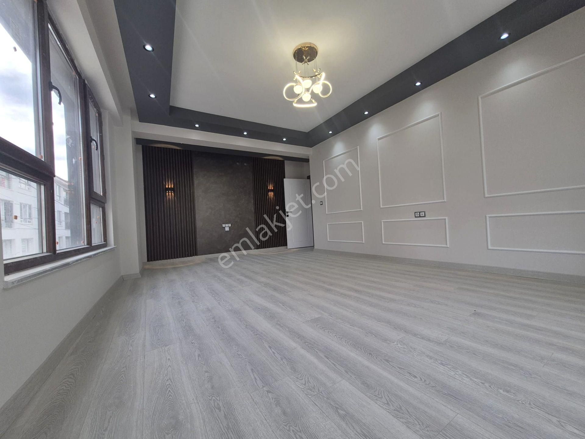 Recep Ümit'ten Esentepe Mahallesi Cadde Üstü Eğitimciler Caddsi Daire Nü2 - Görsel 8