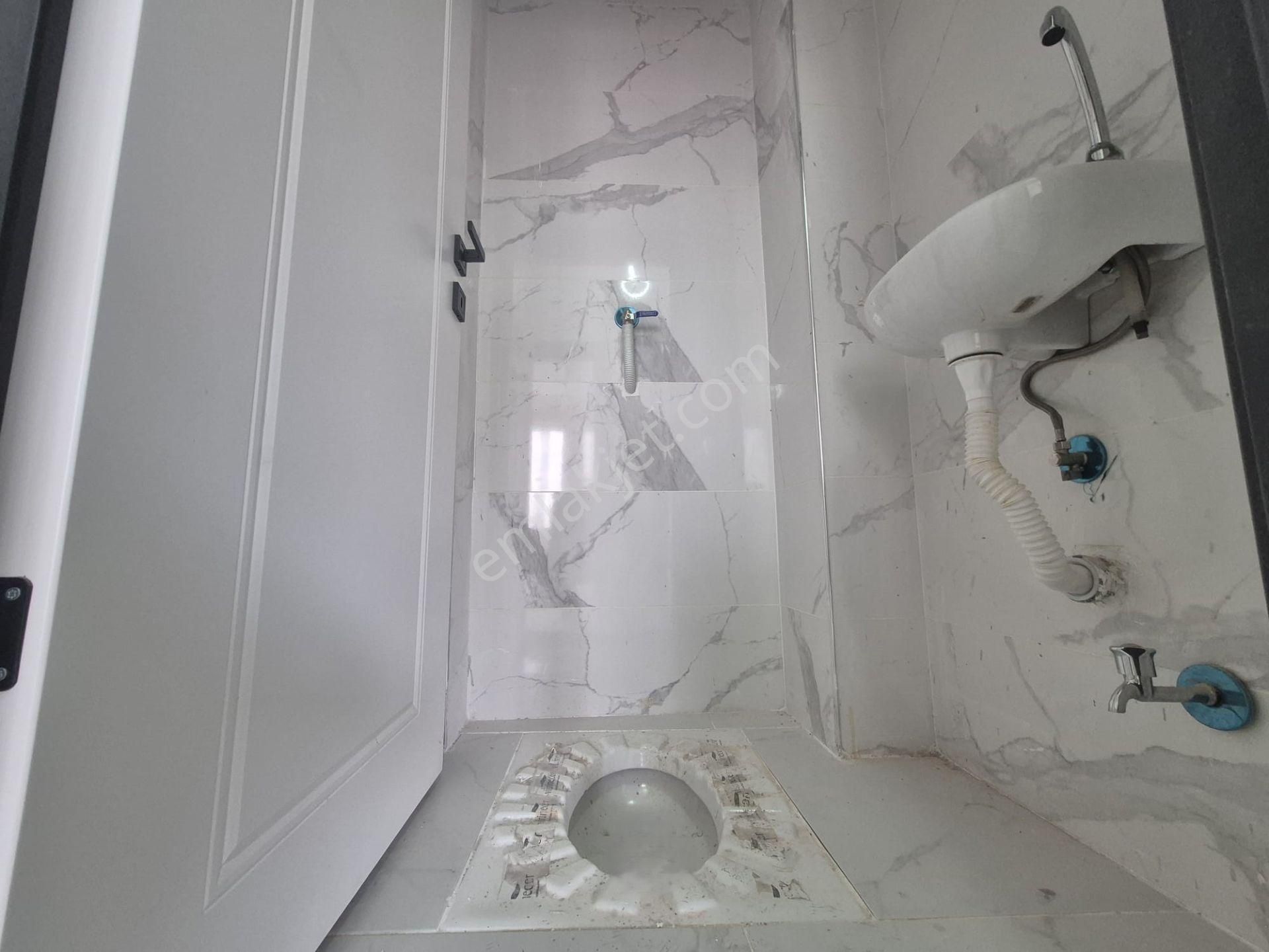 Recep Ümit'ten Esentepe Mahallesi Cadde Üstü Eğitimciler Caddsi Daire Nü2 - Görsel 20