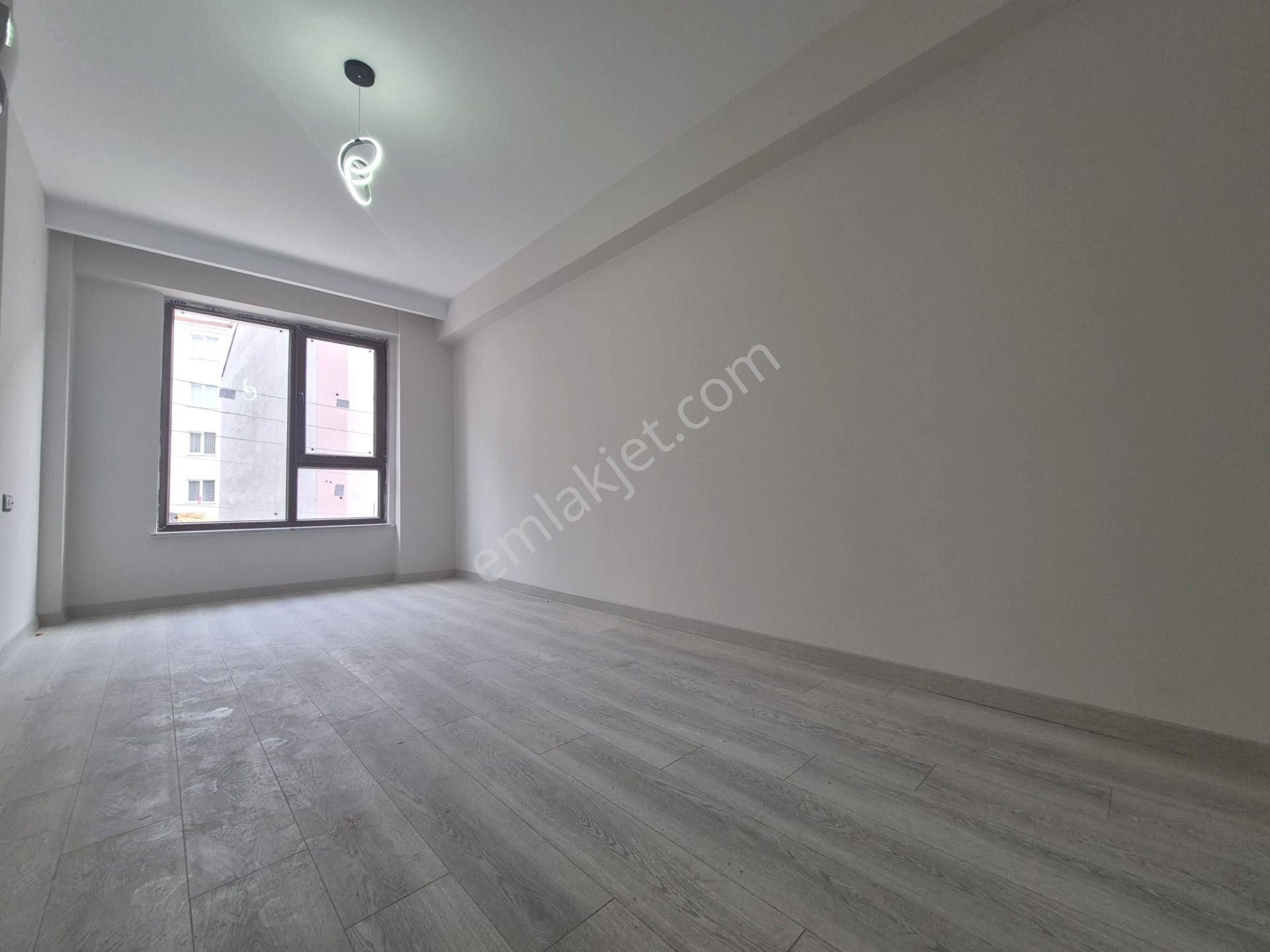 Recep Ümit'ten Esentepe Mahallesi Cadde Üstü Eğitimciler Caddsi Daire Nü2 - Görsel 11