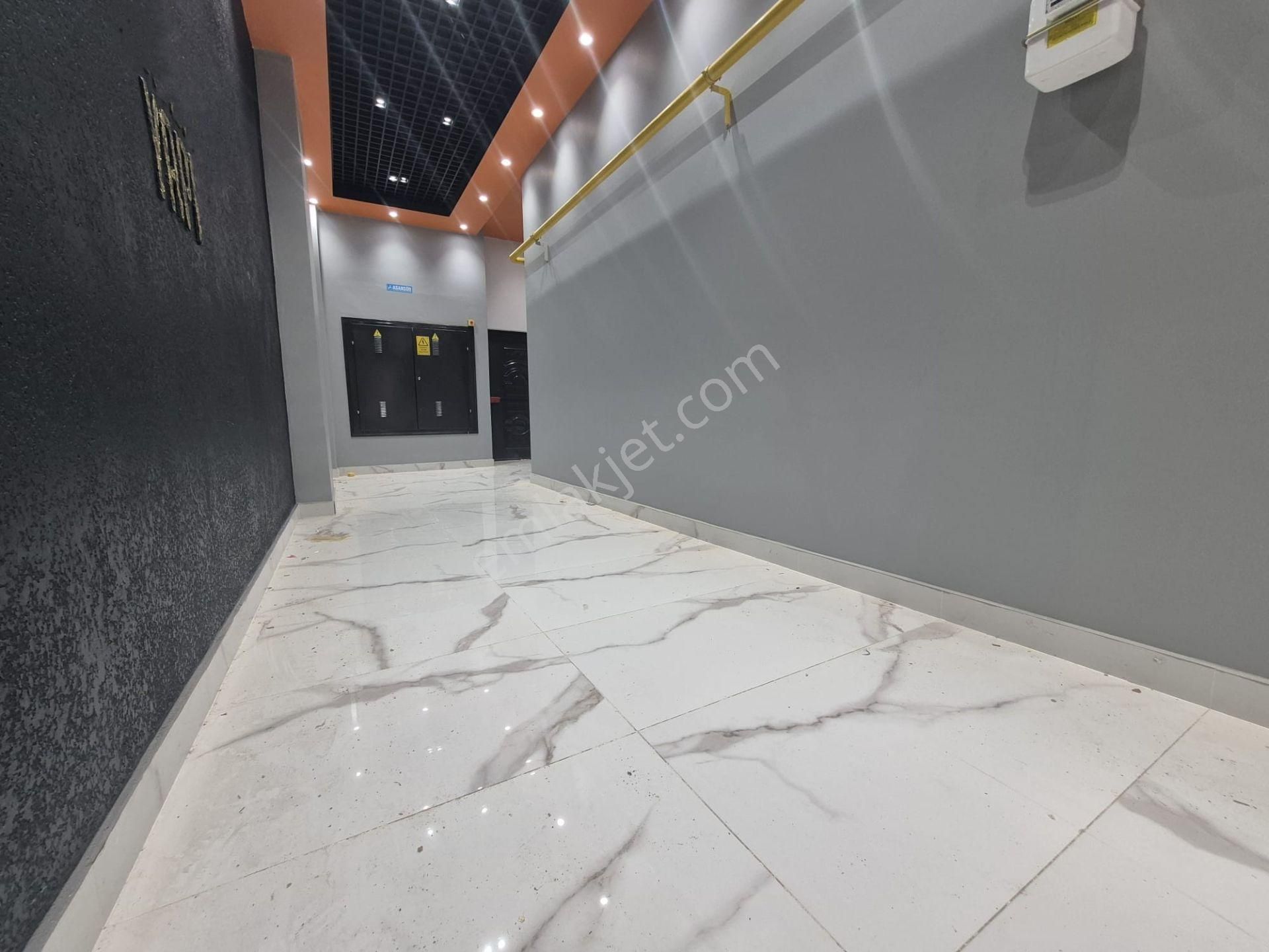 Recep Ümit'ten Esentepe Mahallesi Cadde Üstü Eğitimciler Caddsi Daire Nü2 - Görsel 23