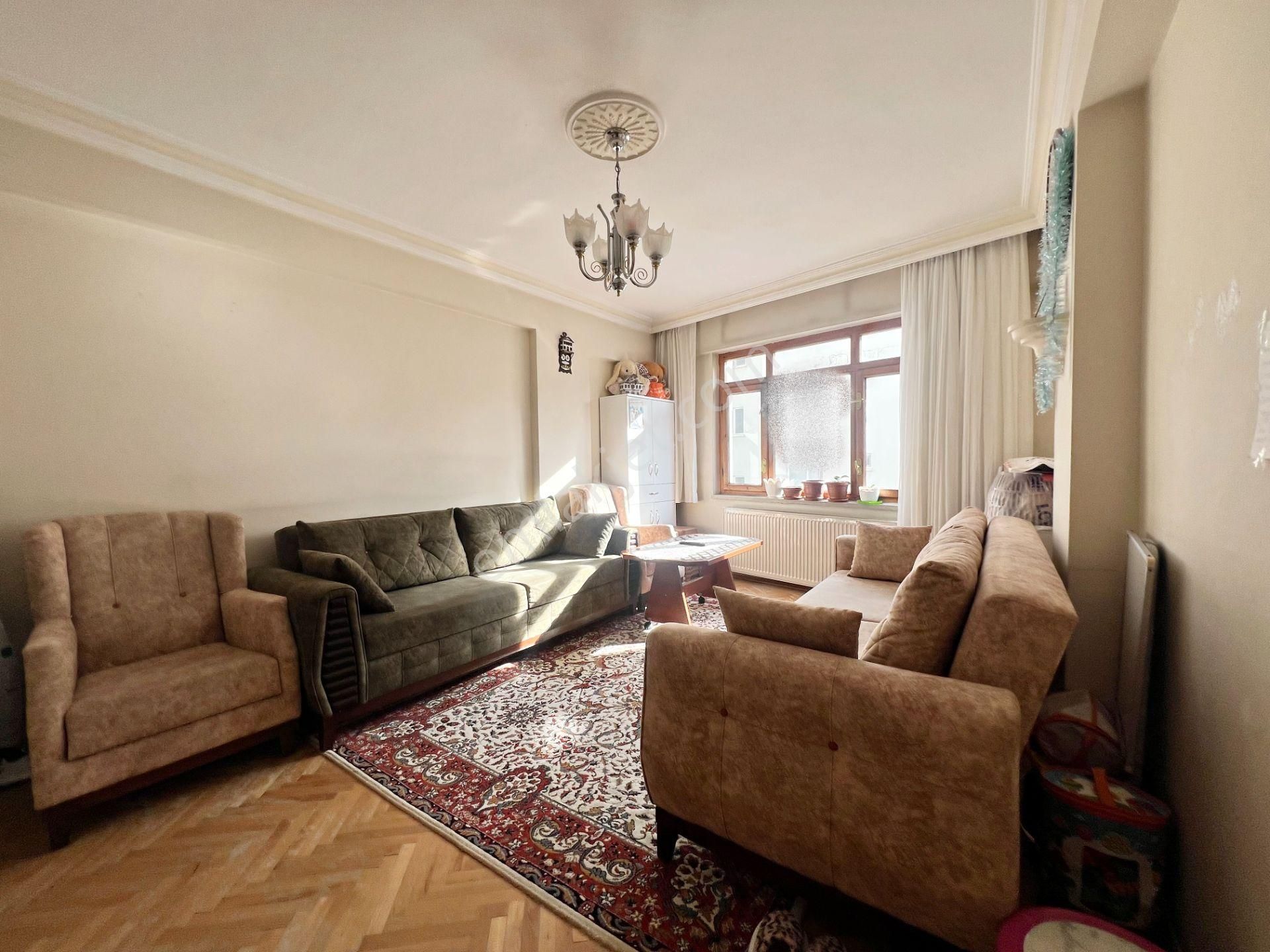 Cihandan Güventepe'de Kıvanç Cadde Üzerinde Katta 2+1 Daire - Görsel 6