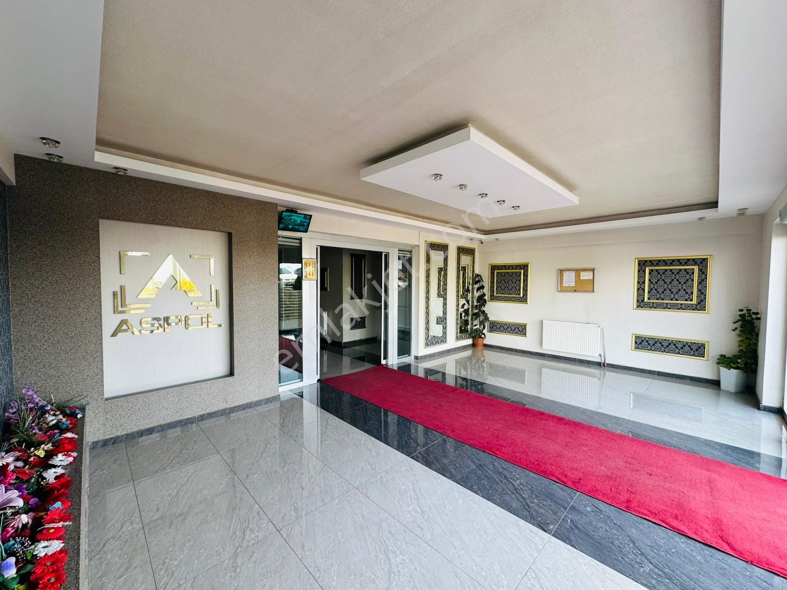 Elisa Gyo// Serkent Te Yüksek Krediye Uygun Cadde Cepheli 3+1 Satılık Daire - Görsel 9