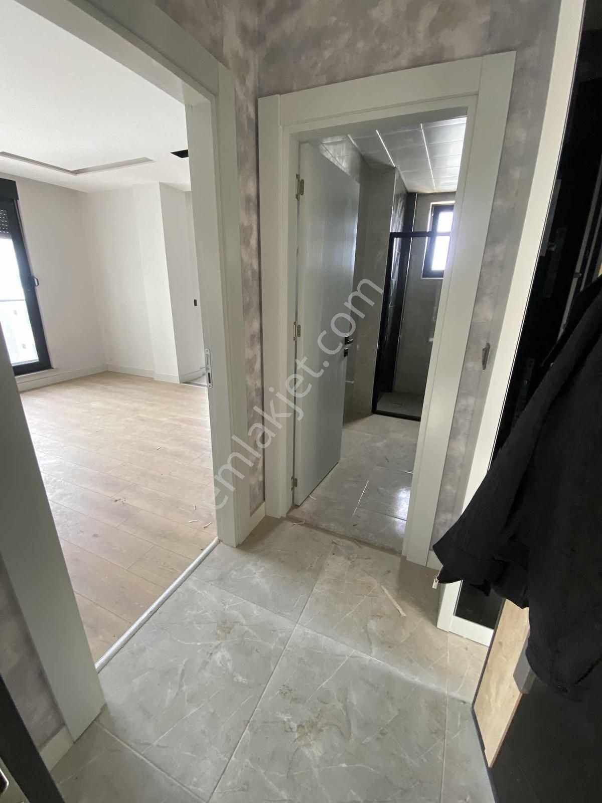 Özçiçek Viamar Rose Sitesi'nde Satılık 1+1 - Görsel 2