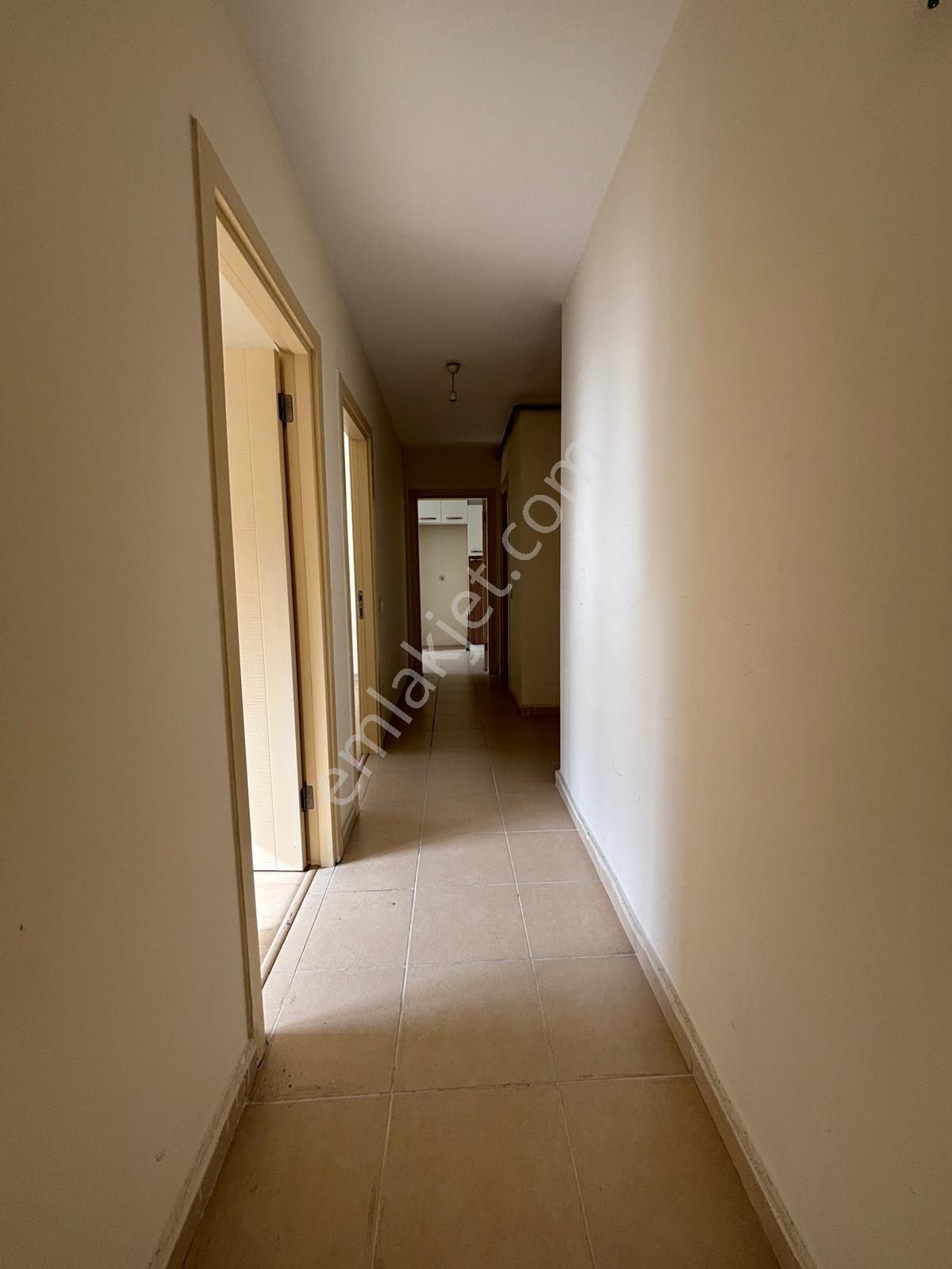 Sağlıkkent Sitesinde Metrobüse Yakın Peyzaj Cephe 2+1 Daire - Görsel 4