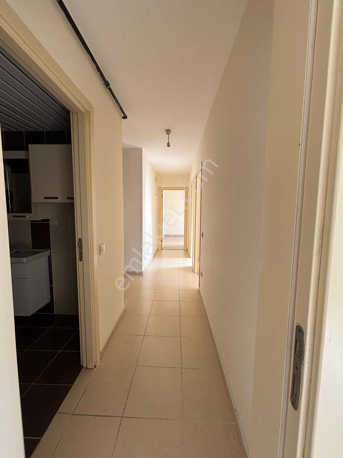 Sağlıkkent Sitesinde Metrobüse Yakın Peyzaj Cephe 2+1 Daire - Görsel 6