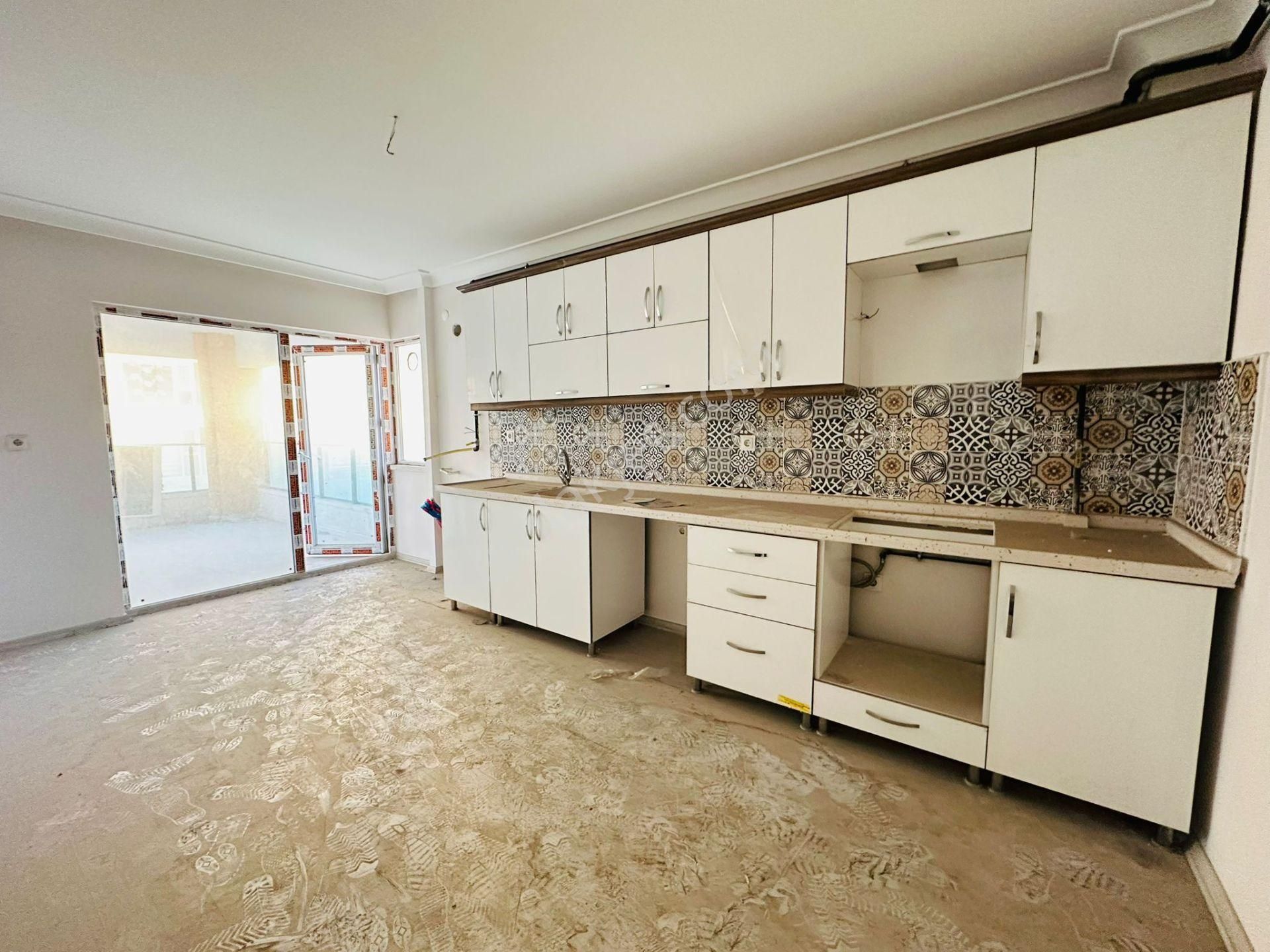 Başpınar Mahallesinde Ebeveyn Banyolu 3+1 Katta Satılık Daire !!