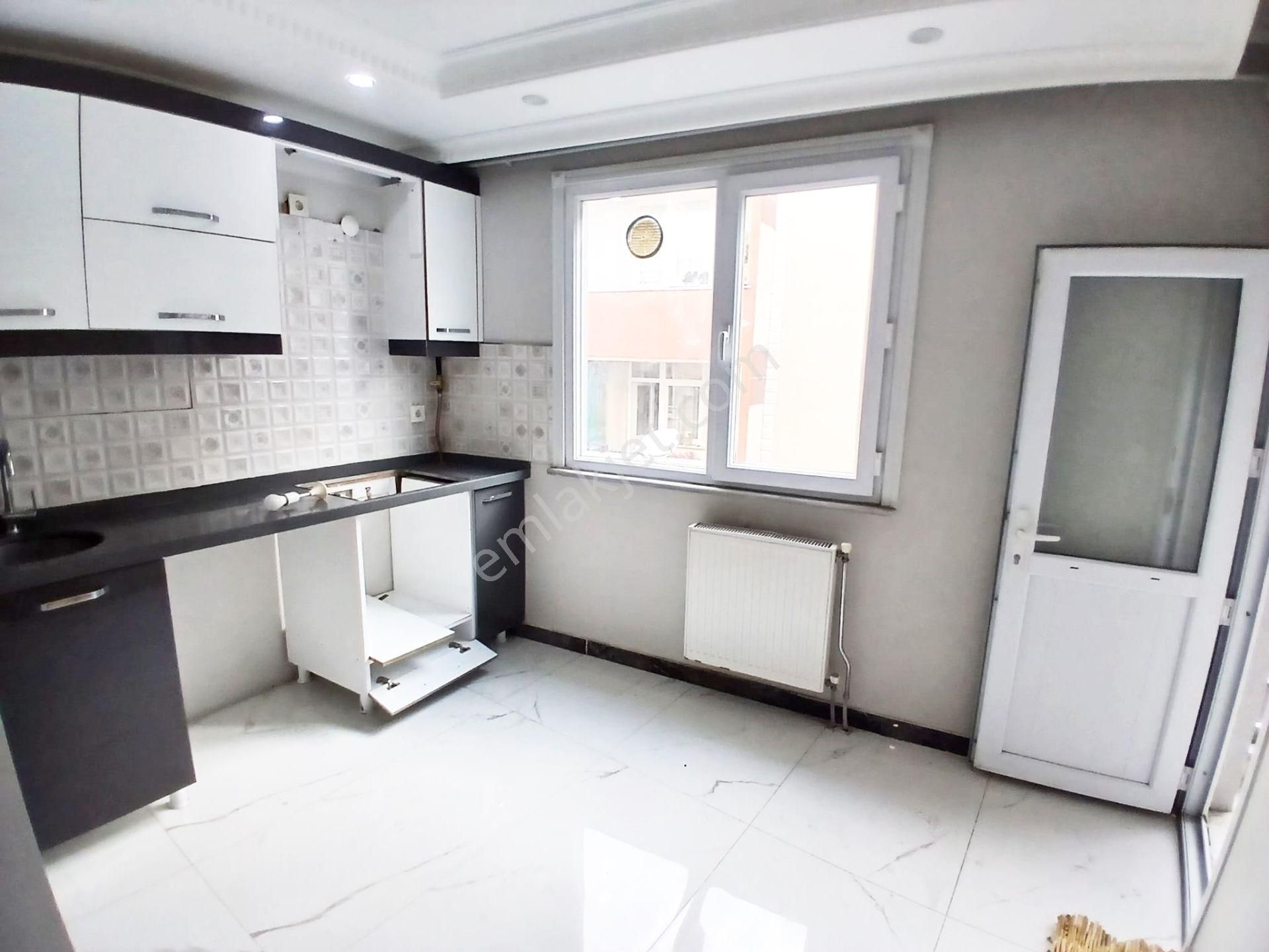 Güven Emlak Tan 3+1asansörlü Ara Kat Aileye Uygun Kiralık Daire - Görsel 8