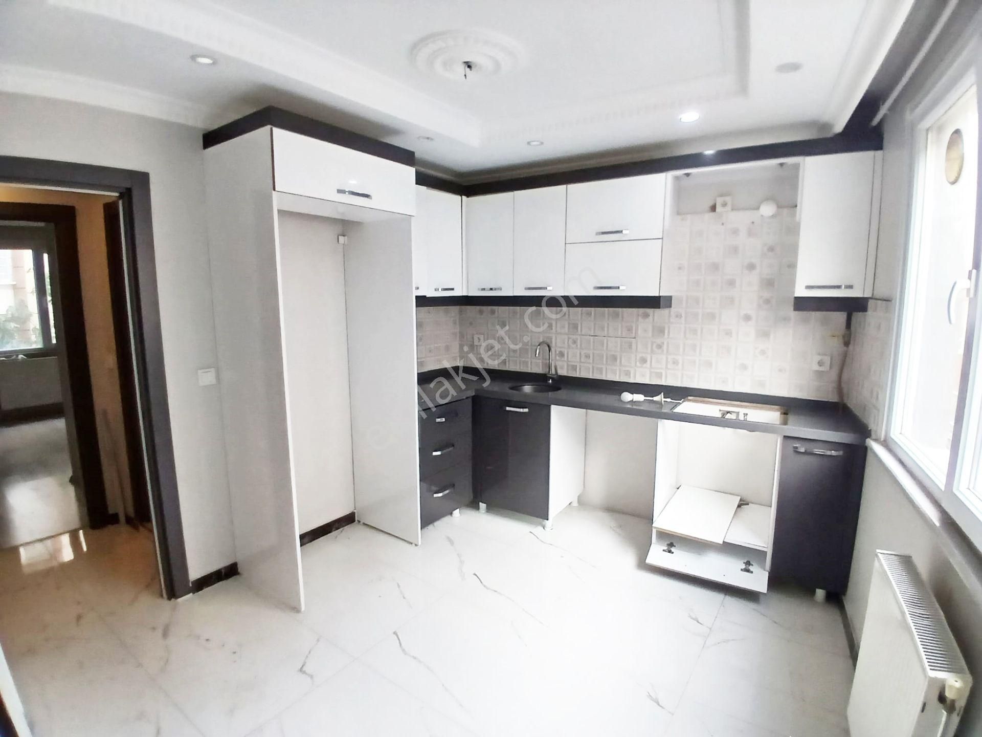 Güven Emlak Tan 3+1asansörlü Ara Kat Aileye Uygun Kiralık Daire