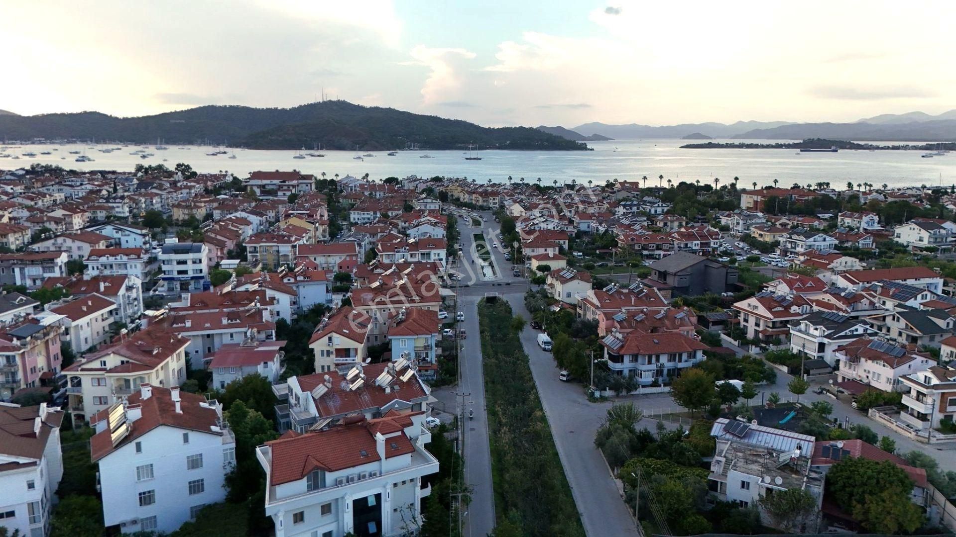 İza Yatırım Emlaktan Satılık Fırsat Sahile Yakın 4+1 - Görsel 2