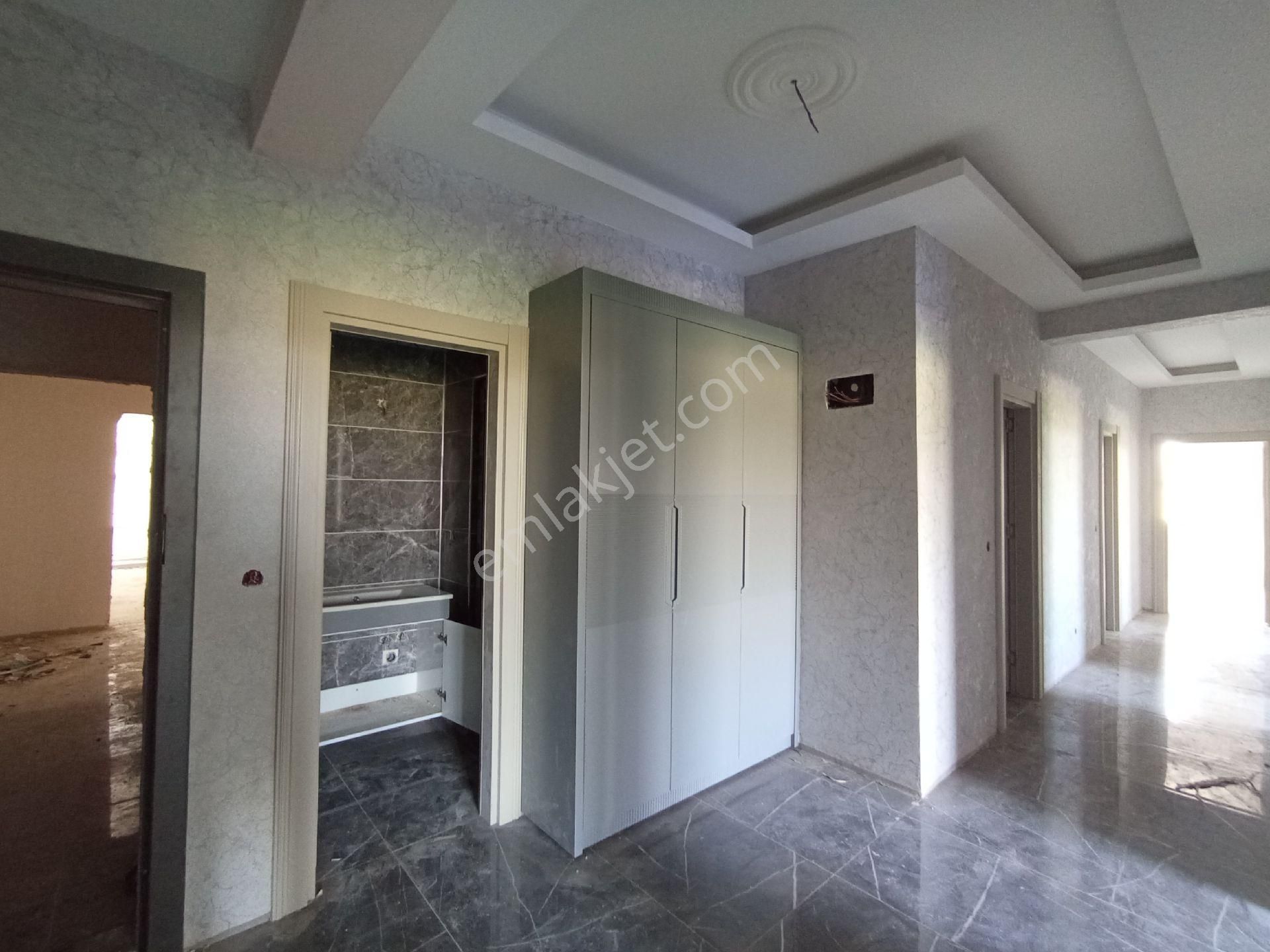 Mehmetçik Mah Satılık 4+0 Ara Kat Lüks Daire - Görsel 4