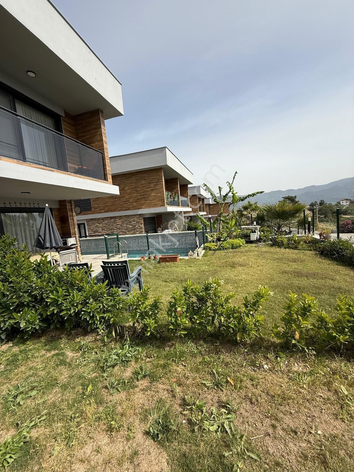 Soğucak Mah Satılık Özel Havuzlu Deniz Manzaralı 4+1 Villa - Görsel 21