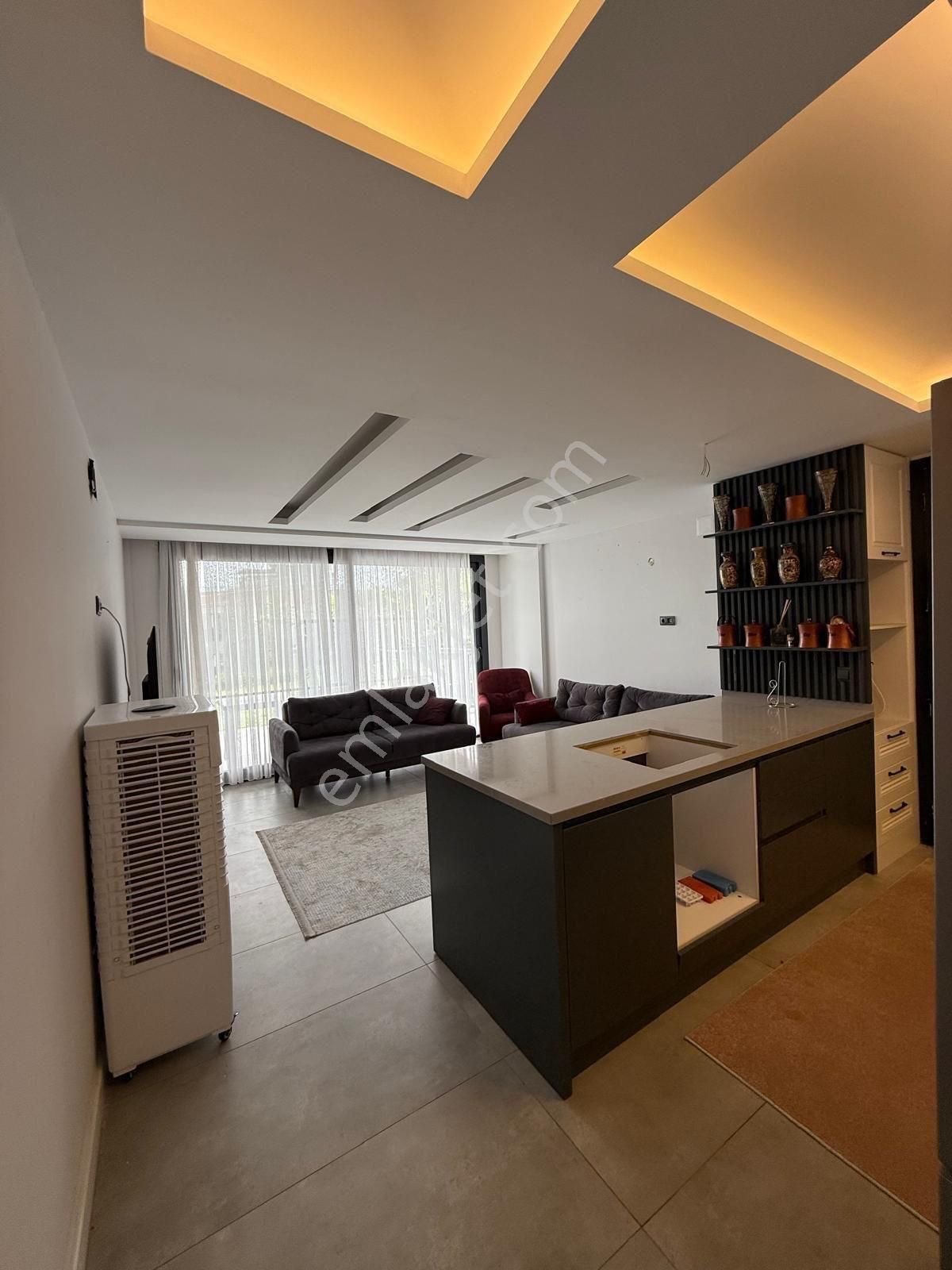 Soğucak Mah Satılık Özel Havuzlu Deniz Manzaralı 4+1 Villa - Görsel 19