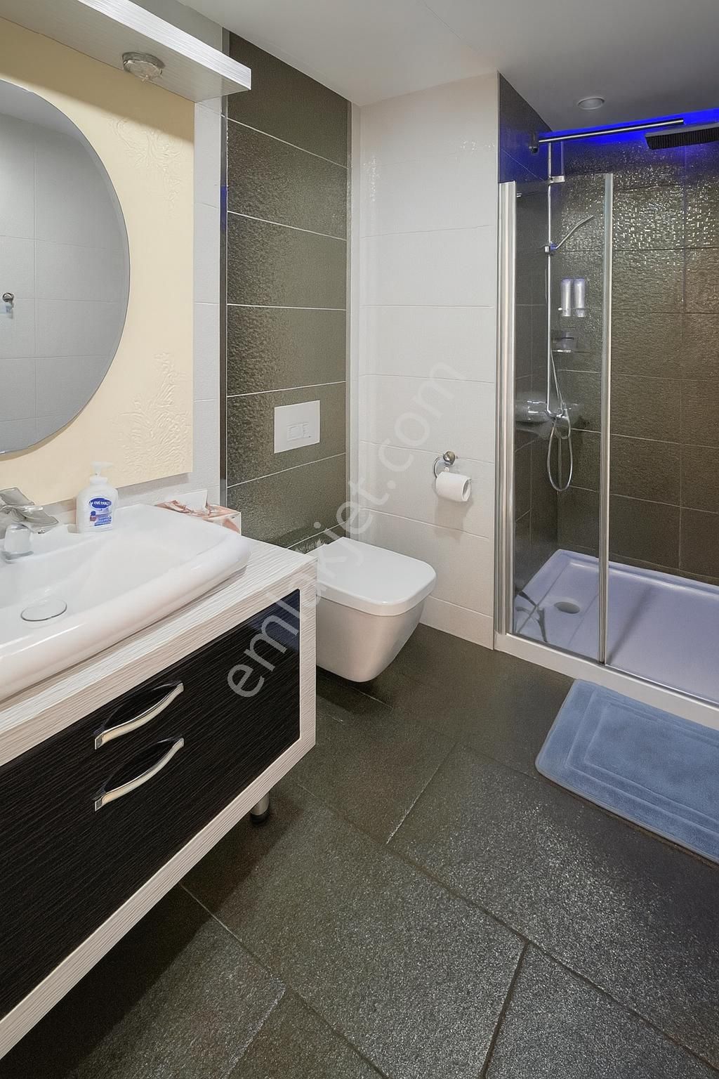 Azura Park 1+1 Eşyalı Daire - Geniş Sosyal Olanaklı Site - Görsel 11