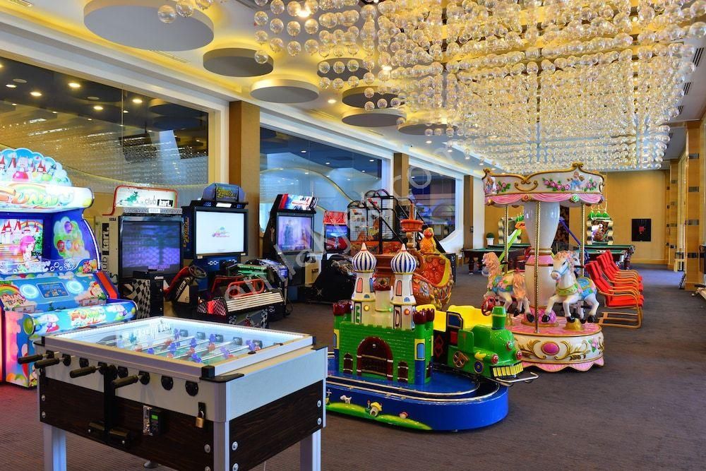 Azura Park 1+1 Eşyalı Daire - Geniş Sosyal Olanaklı Site - Görsel 22