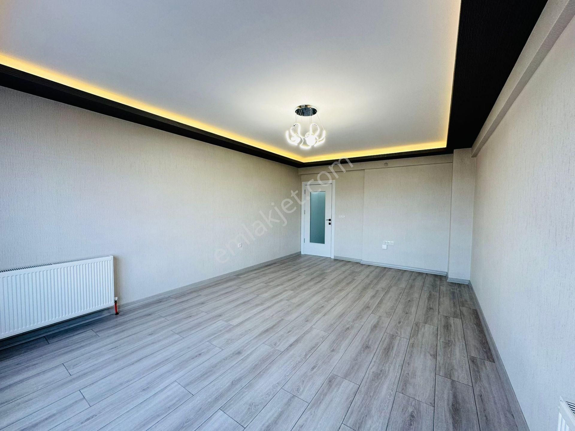 Beşikkaya'da Manzaralı Full Yapılı 3+1 1. Kat Satılık Sıfır Daire !! - Görsel 12