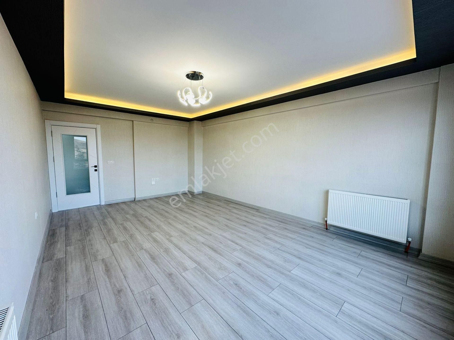 Beşikkaya'da Manzaralı Full Yapılı 3+1 1. Kat Satılık Sıfır Daire !! - Görsel 14