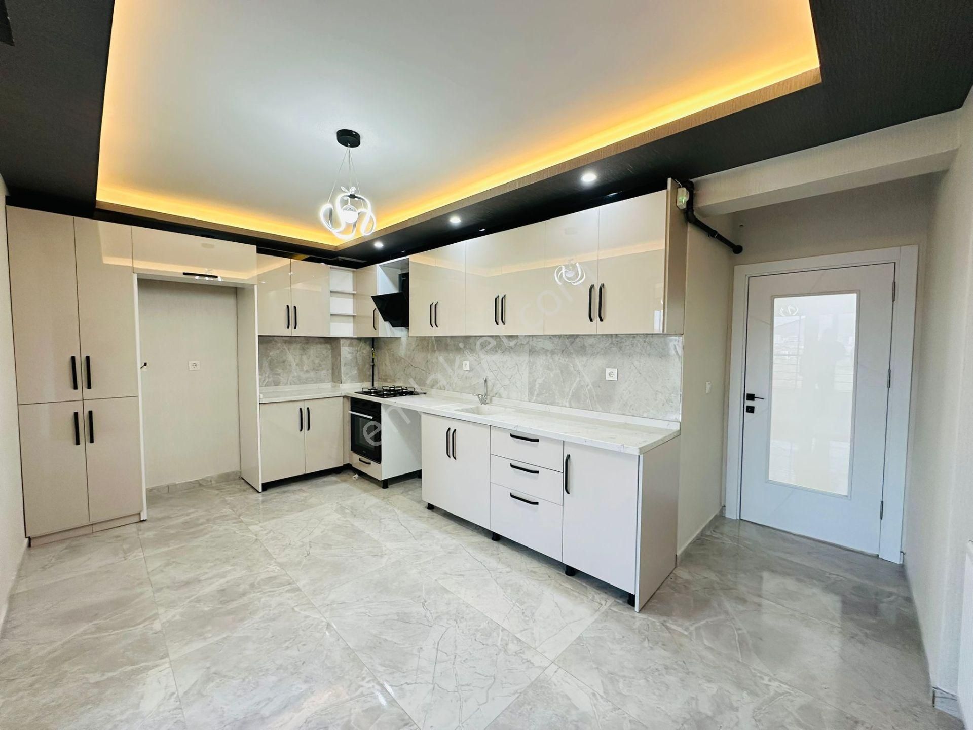 Beşikkaya'da Manzaralı Full Yapılı 3+1 1. Kat Satılık Sıfır Daire !!