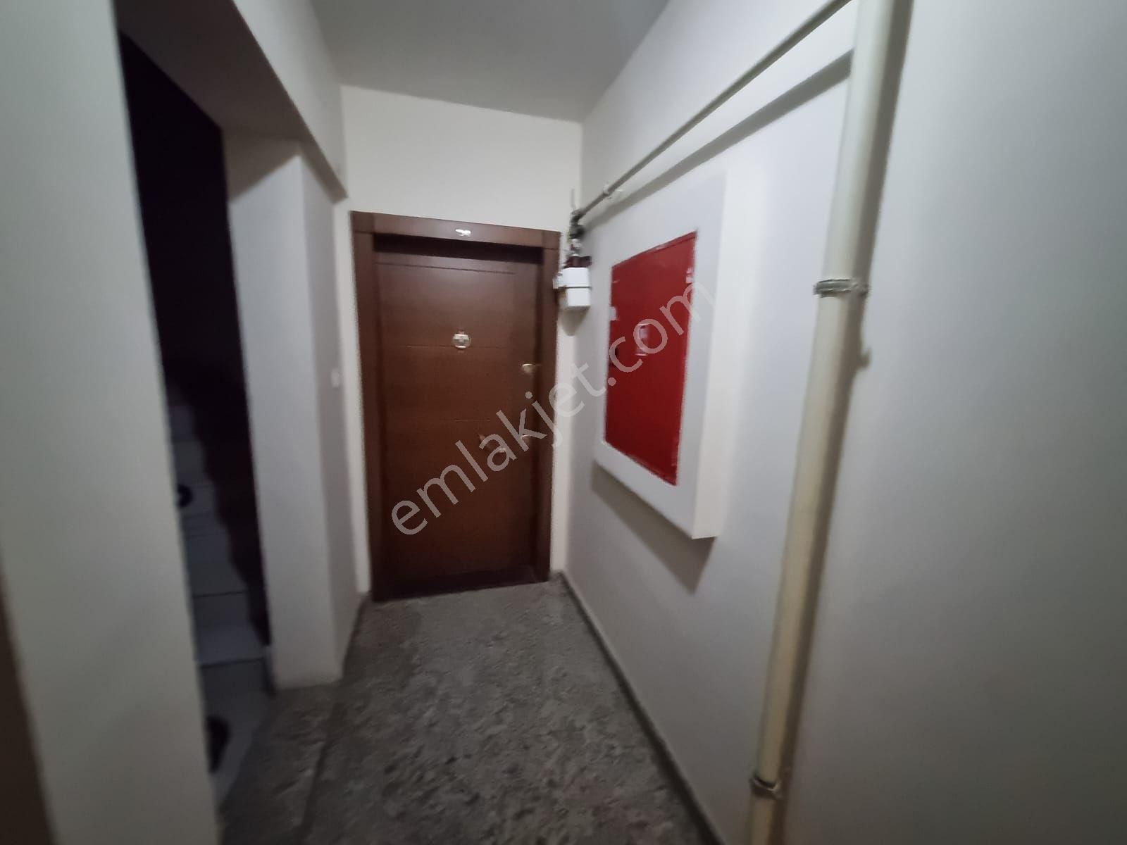Yeni Girne Bulvarı Ve Çevre Yoluna Yakın Kiralık 3+1 Daire - Görsel 8