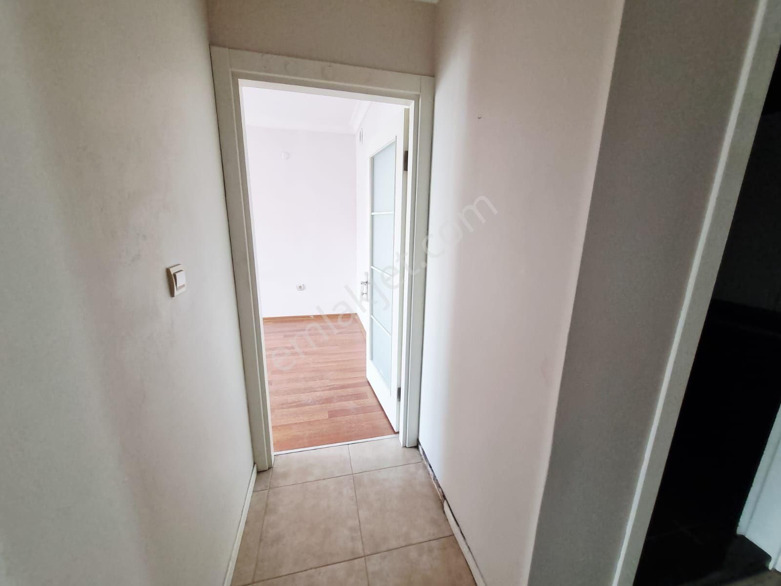 Yeni Girne Bulvarı Ve Çevre Yoluna Yakın Kiralık 3+1 Daire - Görsel 9