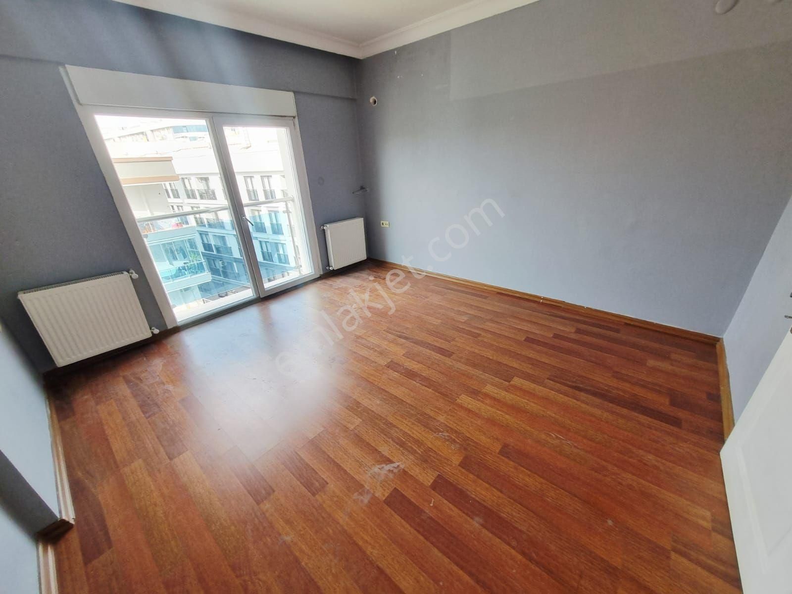 Yeni Girne Bulvarı Ve Çevre Yoluna Yakın Kiralık 3+1 Daire - Görsel 16