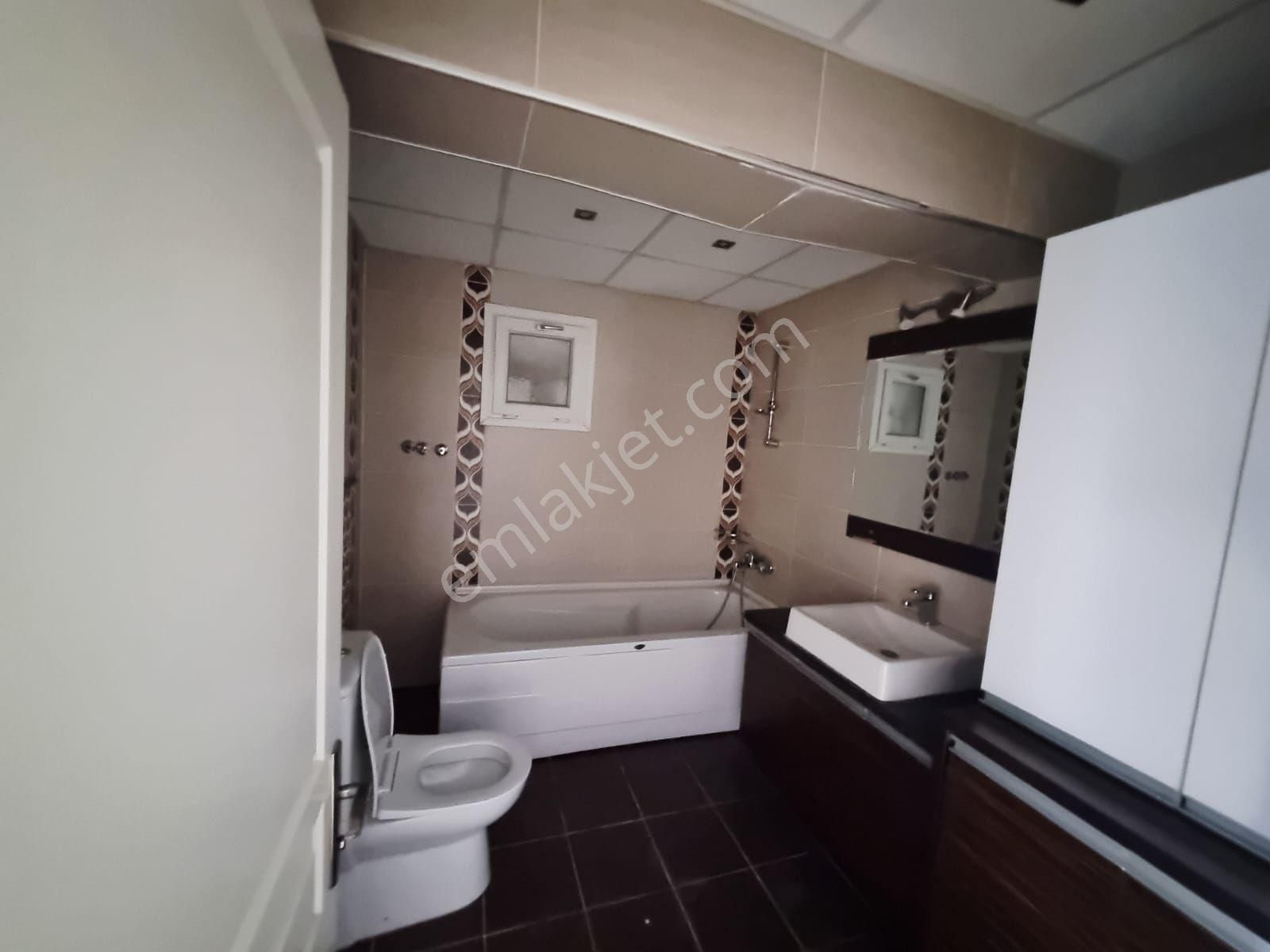 Yeni Girne Bulvarı Ve Çevre Yoluna Yakın Kiralık 3+1 Daire - Görsel 29