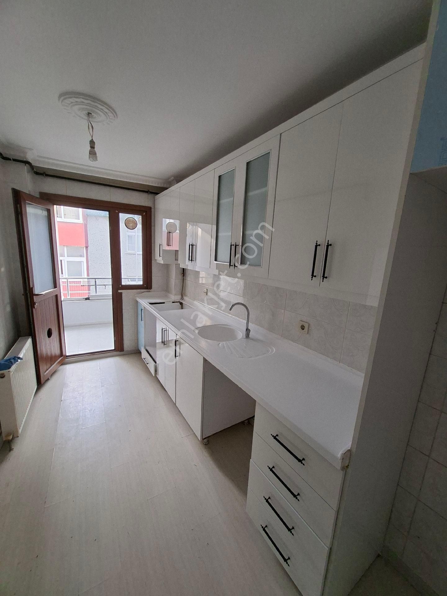 Yeinbosna Zafer Mah Satlık Dupleks Daire Metro Metröbüse 10 Dkka Mesafete - Görsel 5