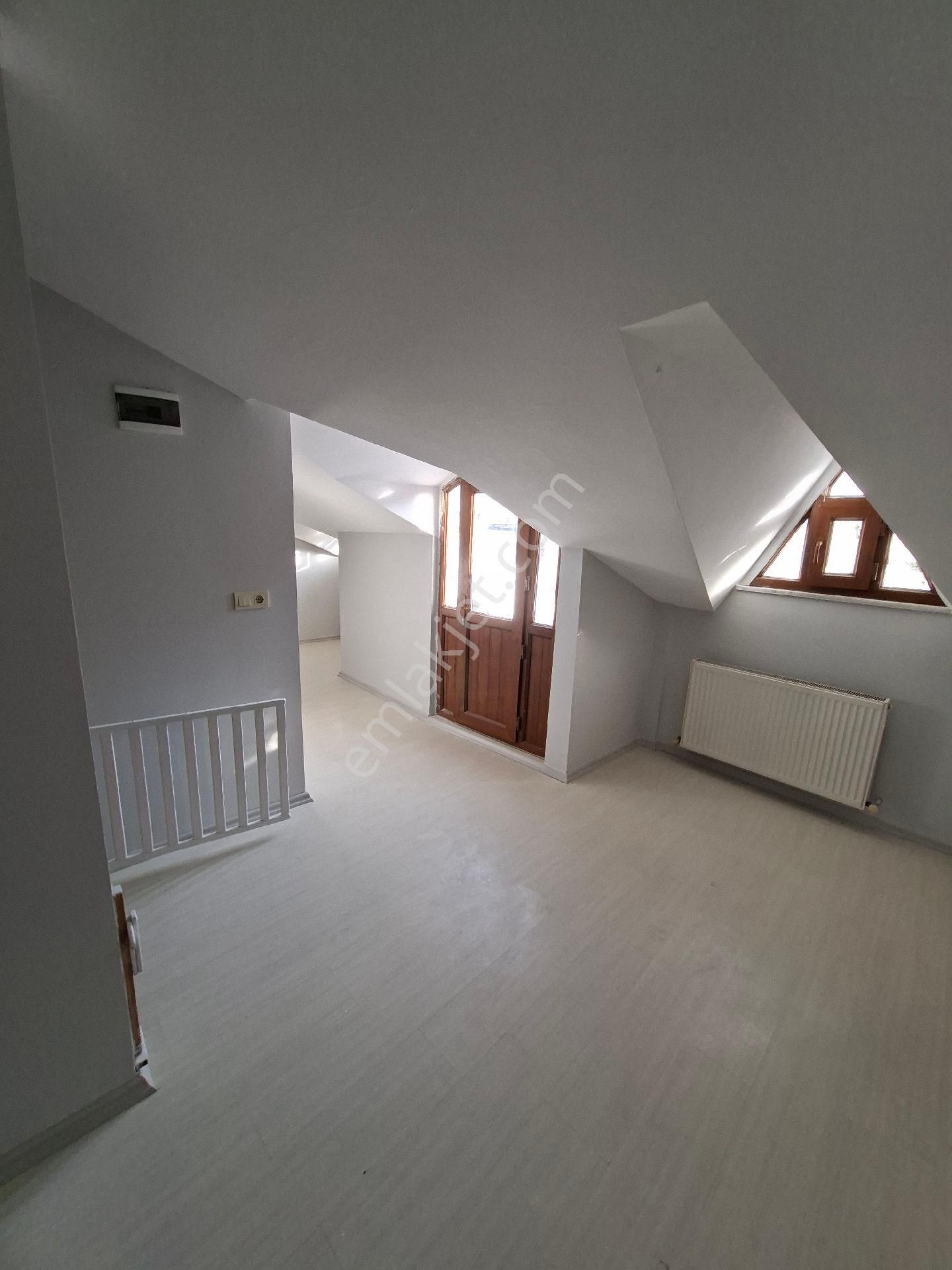 Yeinbosna Zafer Mah Satlık Dupleks Daire Metro Metröbüse 10 Dkka Mesafete - Görsel 29