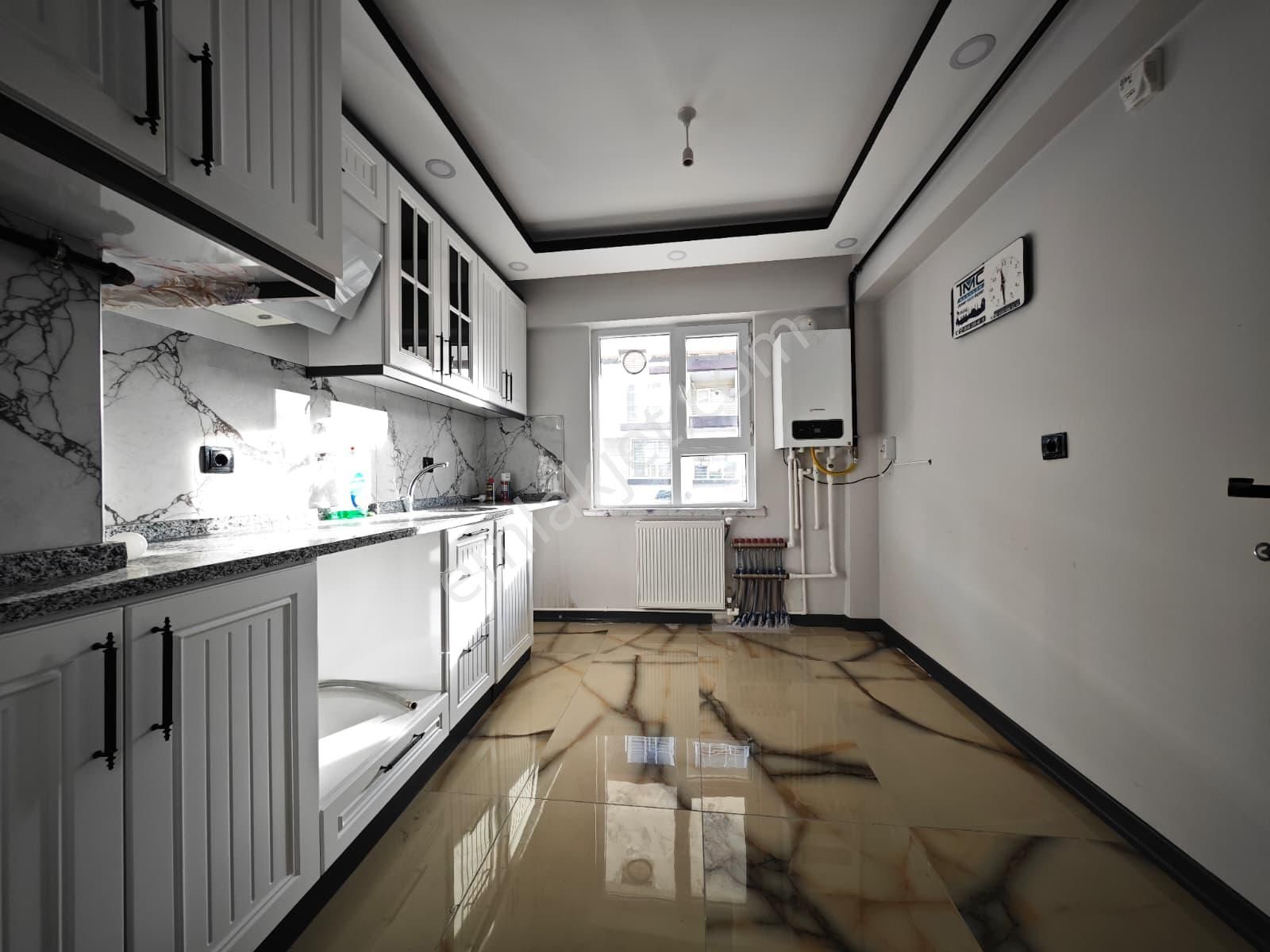 Beşikkaya Mah. Asansörlü 3+1 2.katta Satılık Sıfır Daire !! - Görsel 3