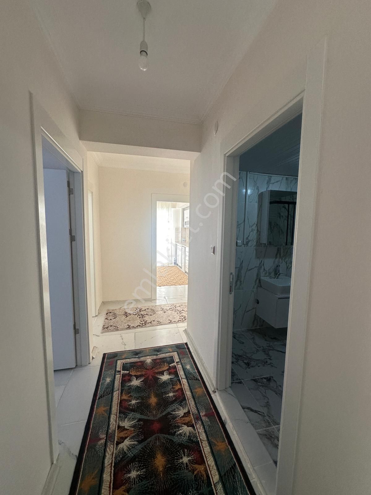 Afyon Üçok Emlaktan Mareşal F Çakmak Mah Satılık 2 Yaş 3+1 Fırsat Daire - Görsel 6