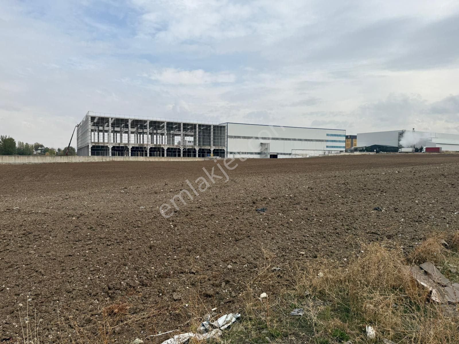 Akyurt'ta 7420 M² Satılık Arsa - Görsel 2