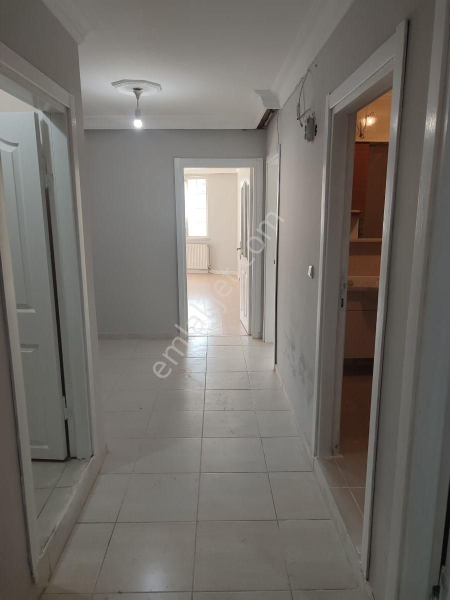 Cadde Üzeri Geniş Daire Asansörlü 2+1 Şehitler Mah - Görsel 7