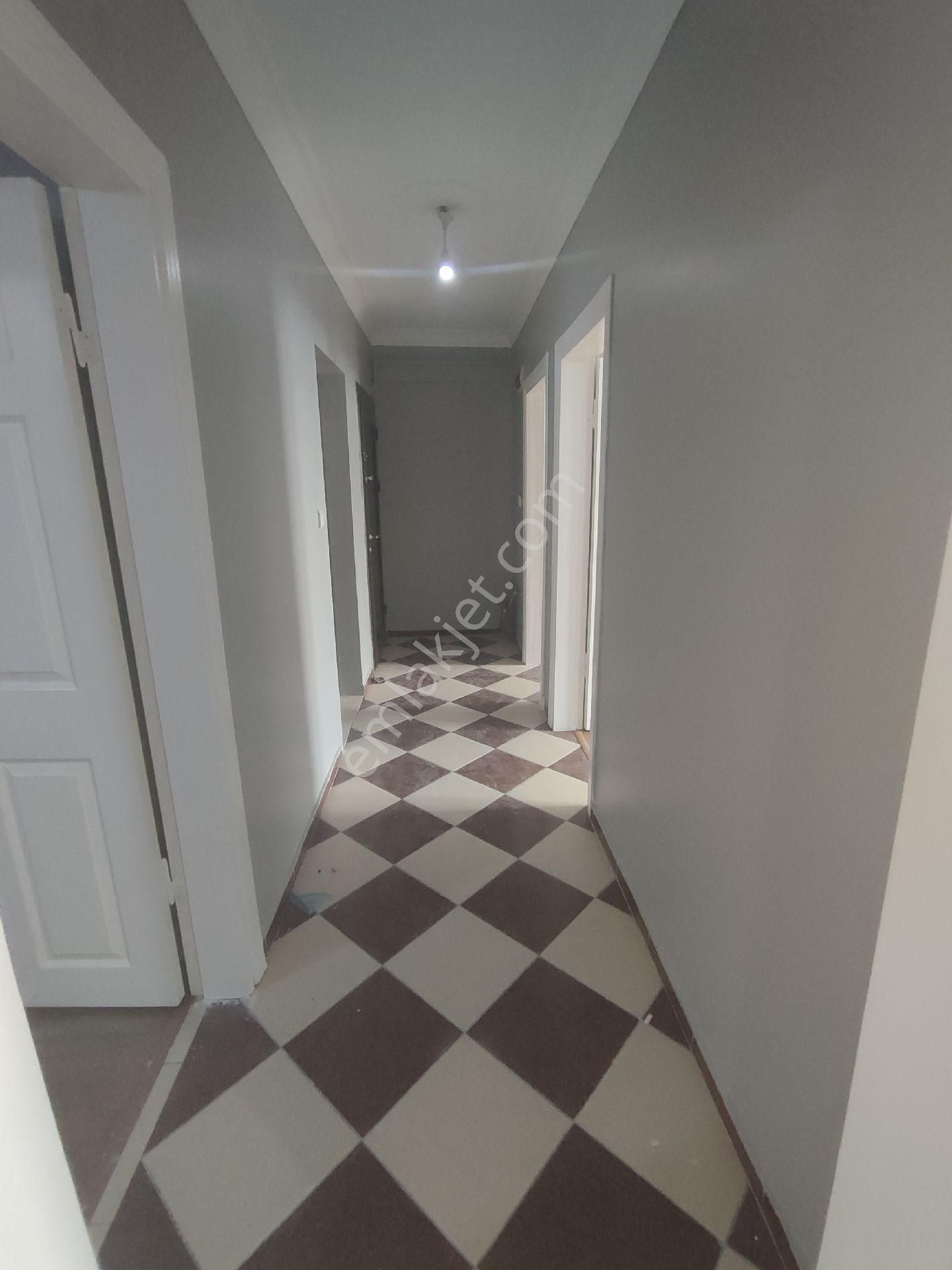 Esenyurt Merkez Mahalesinde 2+1