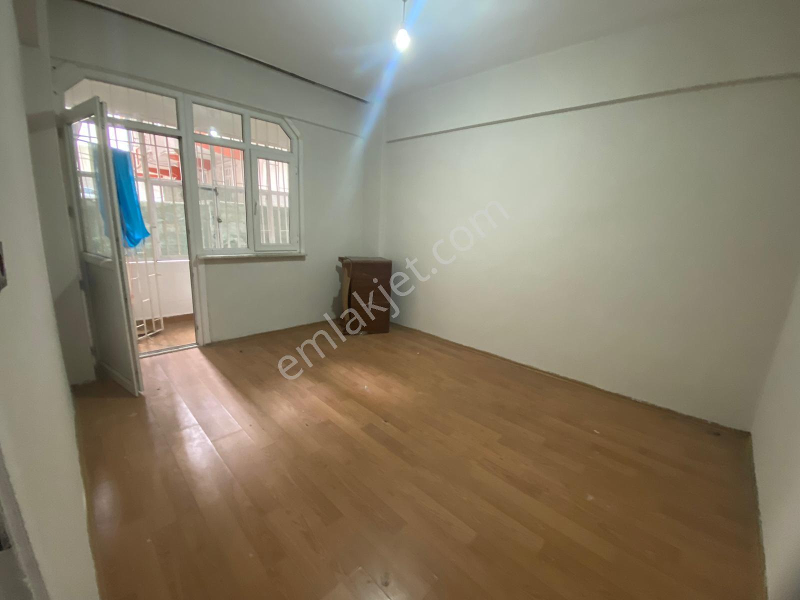Bahçelievler'de Kat Eksiği Olan Kentsel Dönüşüme Hazır 2+1 Daire