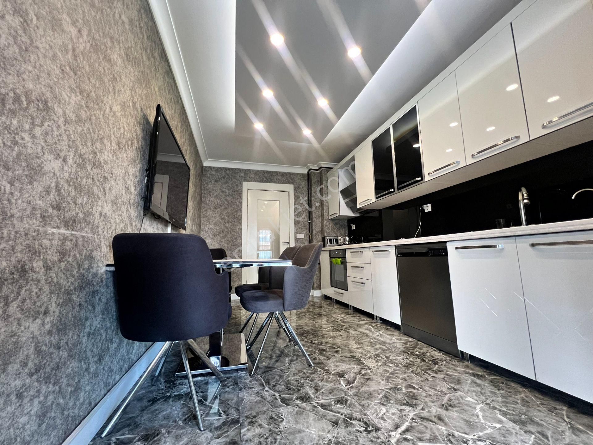 Cihandan Bölgenin Eşsiz Sitesinde 7/24 Güvenlikli Lüks 4+1 Daire - Görsel 4