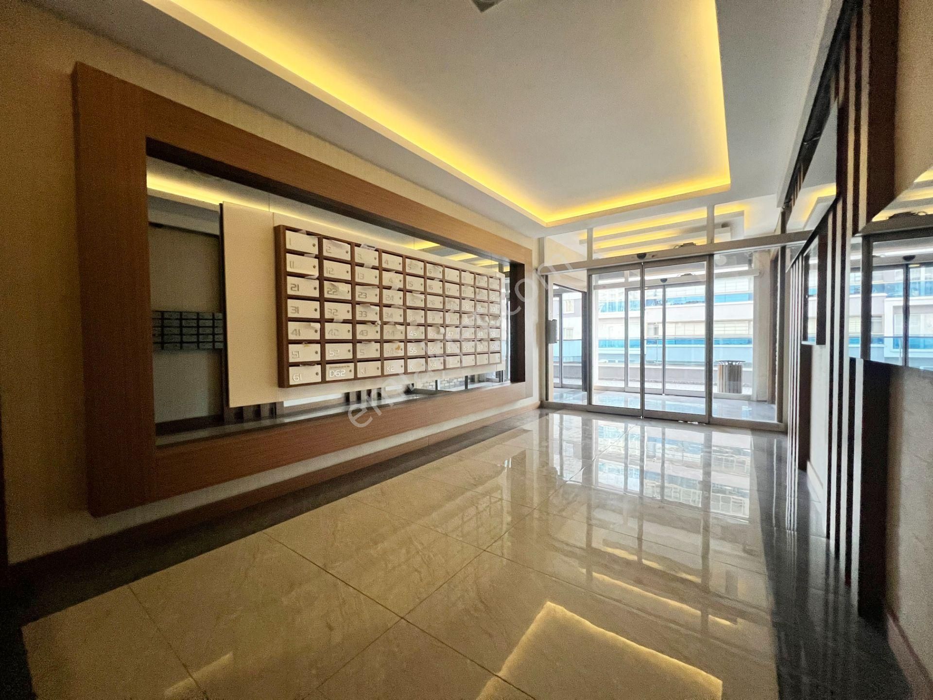 Cihandan Bölgenin Eşsiz Sitesinde 7/24 Güvenlikli Lüks 4+1 Daire - Görsel 41